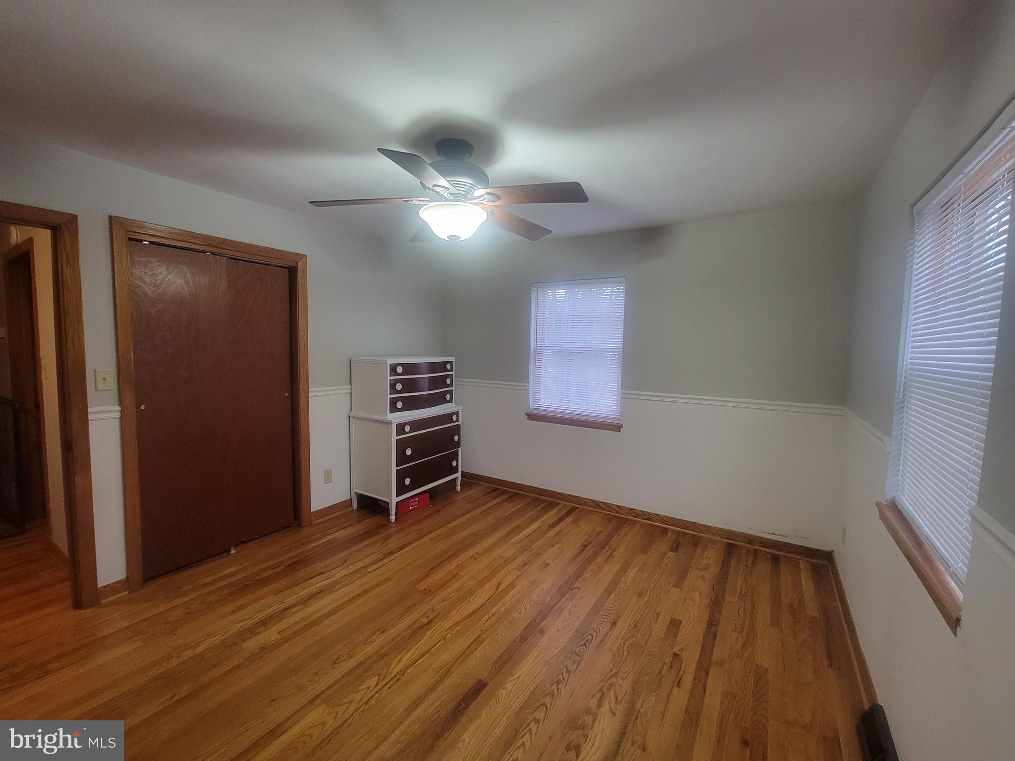 CRESAPTOWN - Residential