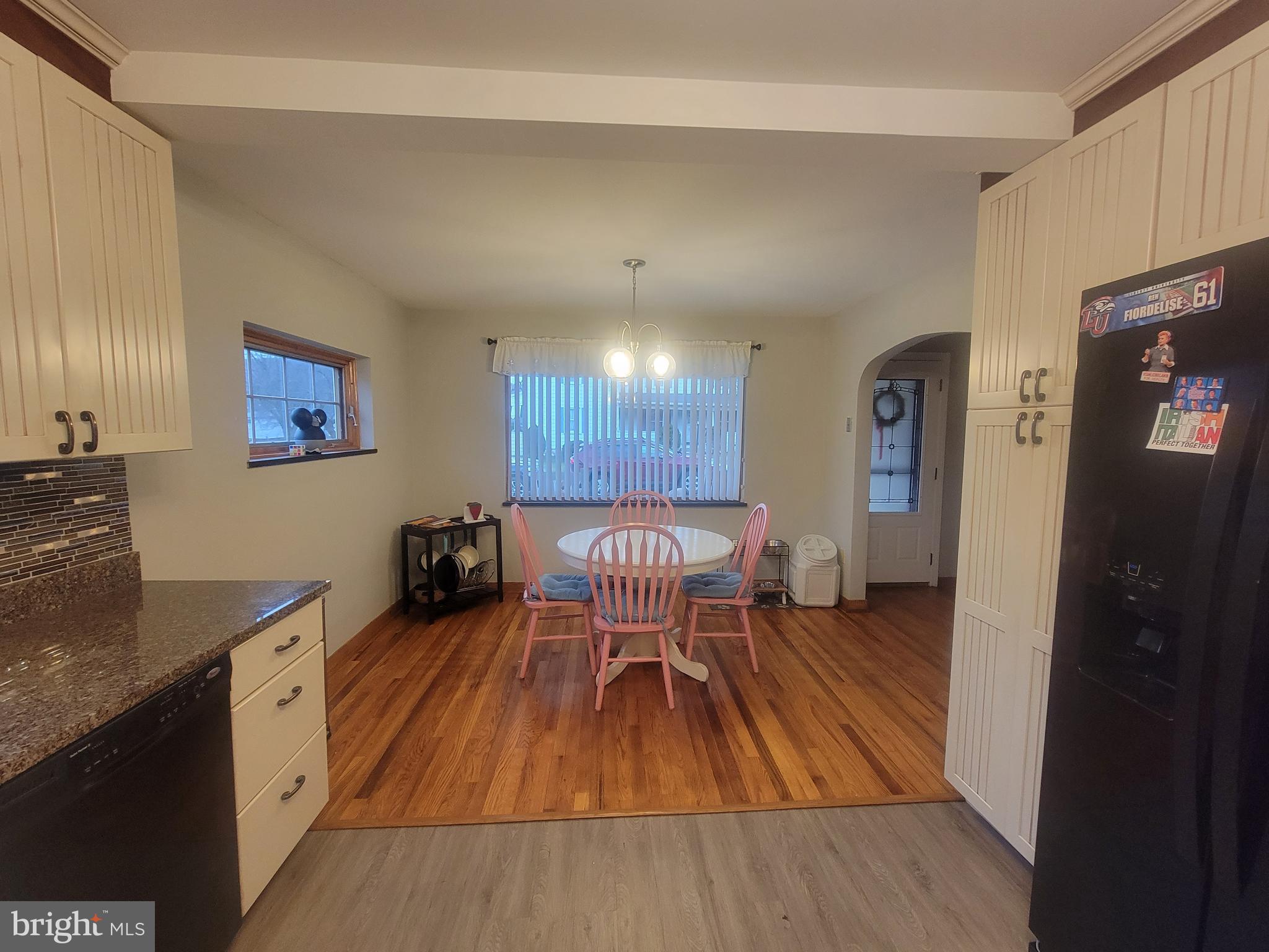 CRESAPTOWN - Residential