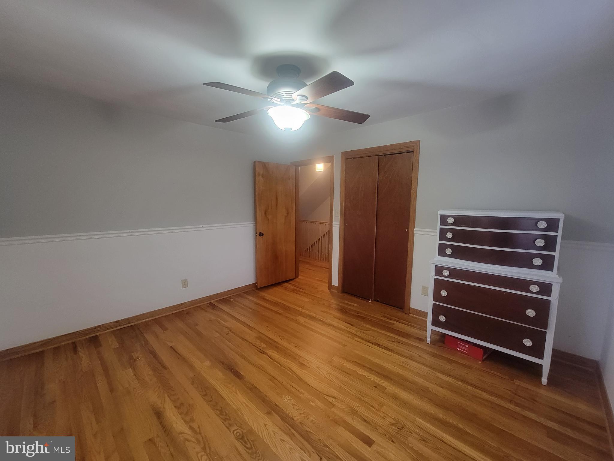 CRESAPTOWN - Residential