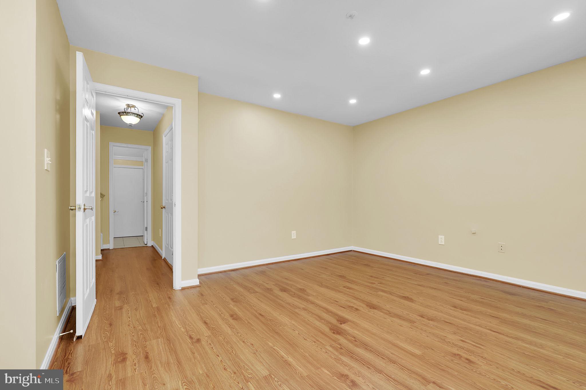 GERMANTOWN ESTATES - Residential