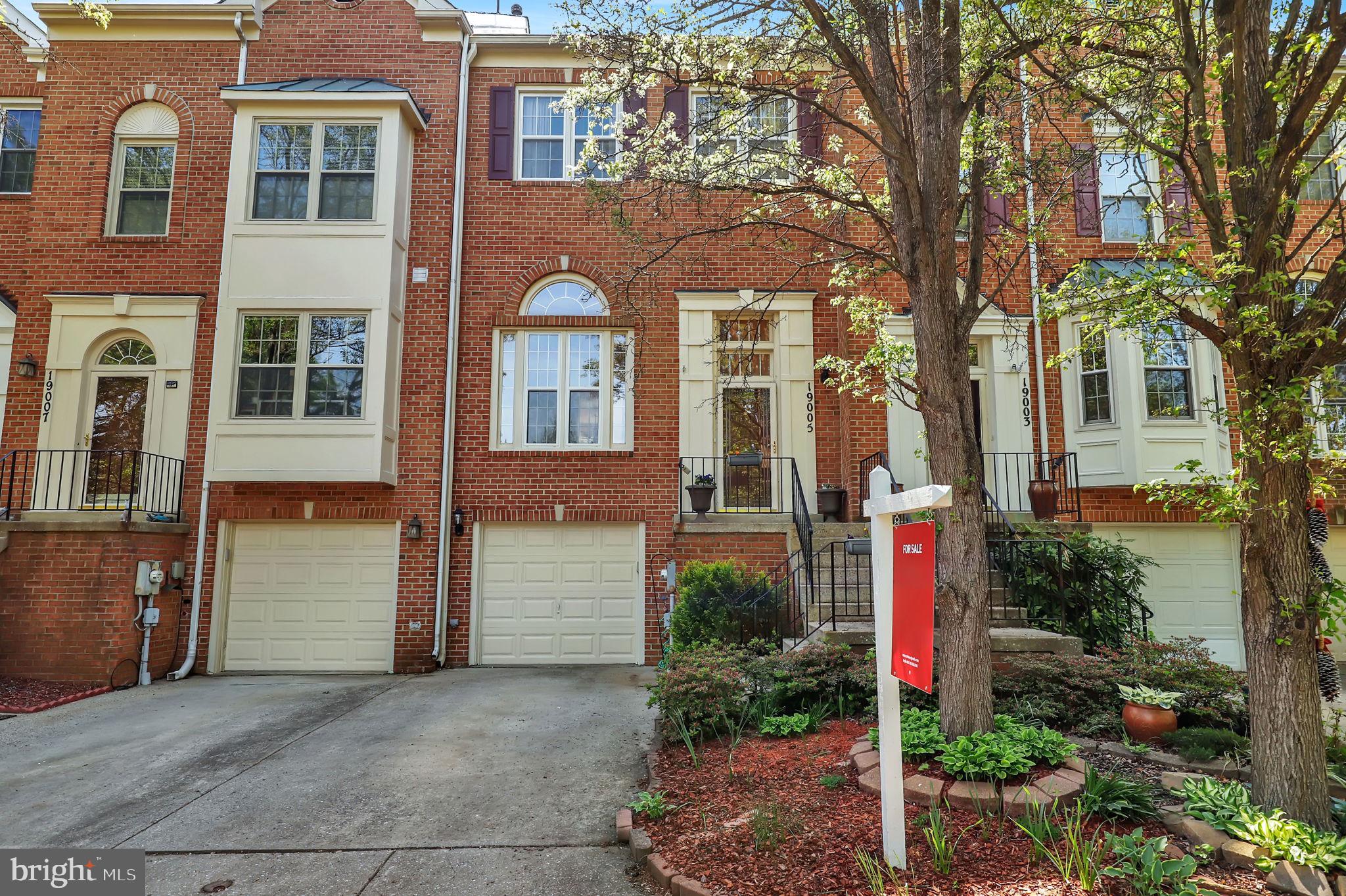 Amazing layout designed with entertaining in mind! Open concept living room, dining room with 3-sided fireplace, vaulted ceilings, full of light and a wonderful back deck/yard. Eat in Kitchen equipped for the chef with stainless steel appliances and stone counters. All hardwood, 3 bedrooms upstairs with the rarely available split owners en suite with skylights, huge walk in closet, 2 other bedrooms and large hall bath. Walk out lower level has garage, walk out to backyard oasis, large room that could be a 4th bedroom, and a full newly renovated bath. Newer windows (2020), roof (2012) and HVAC (2007) House has it all - and professionally cleaned, painted and waiting for you!