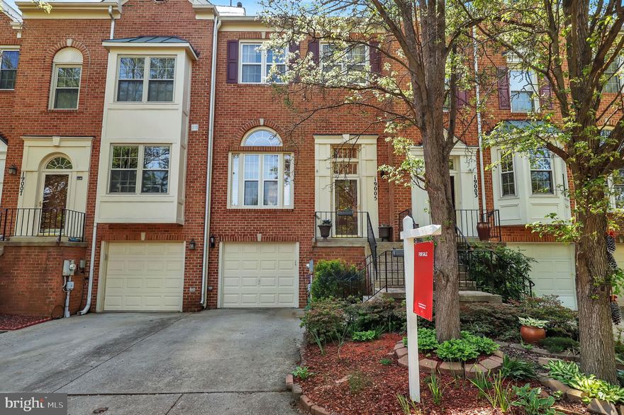 Amazing layout designed with entertaining in mind! Open concept living room, dining room with 3-sided fireplace, vaulted ceilings, full of light and a wonderful back deck/yard. Eat in Kitchen equipped for the chef with stainless steel appliances and stone counters. All hardwood, 3 bedrooms upstairs with the rarely available split owners en suite with skylights, huge walk in closet, 2 other bedrooms and large hall bath. Walk out lower level has garage, walk out to backyard oasis, large room that could be a 4th bedroom, and a full newly renovated bath. Newer windows (2020), roof (2012) and HVAC (2007) House has it all - and professionally cleaned, painted and waiting for you!