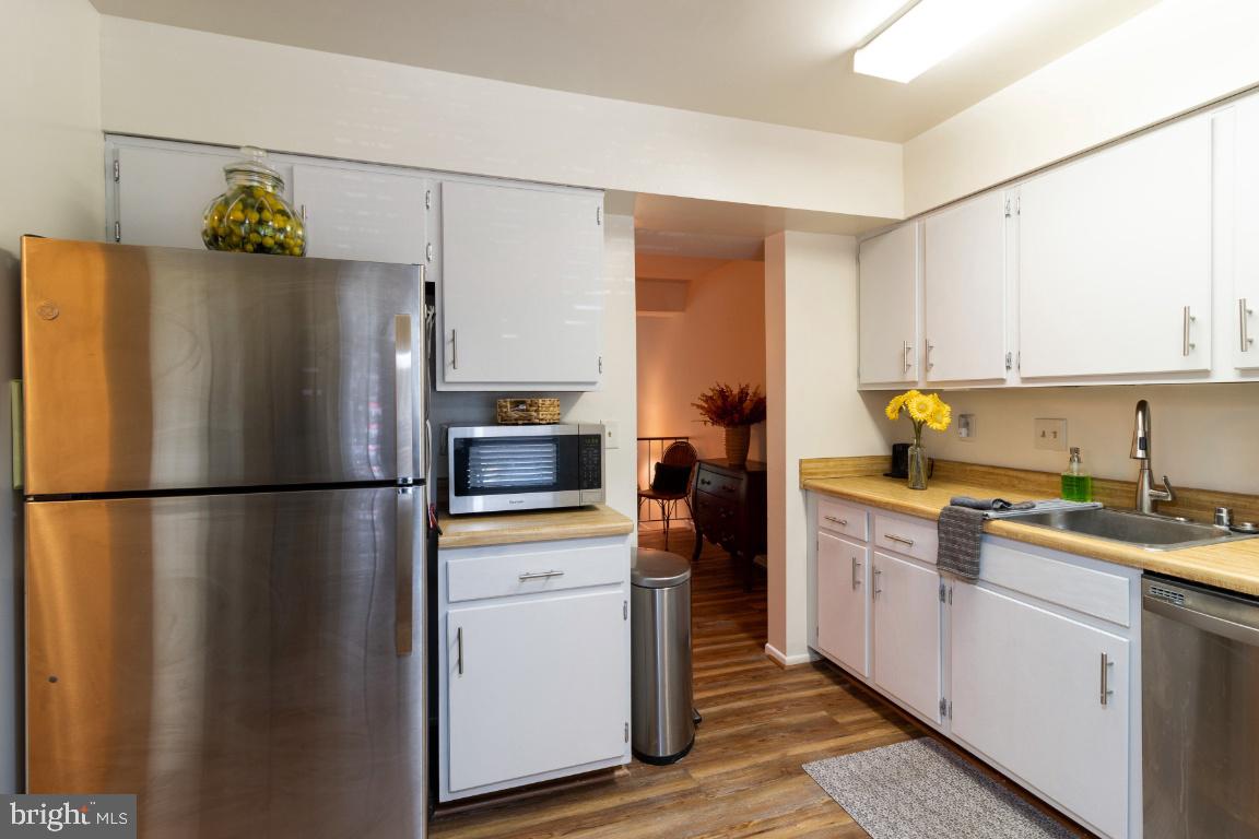 KIMBERLY WOODS VILLAGE - Residential