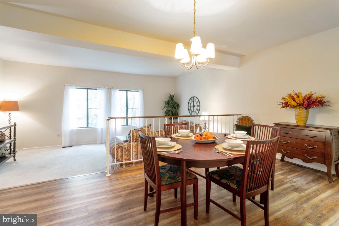 KIMBERLY WOODS VILLAGE - Residential