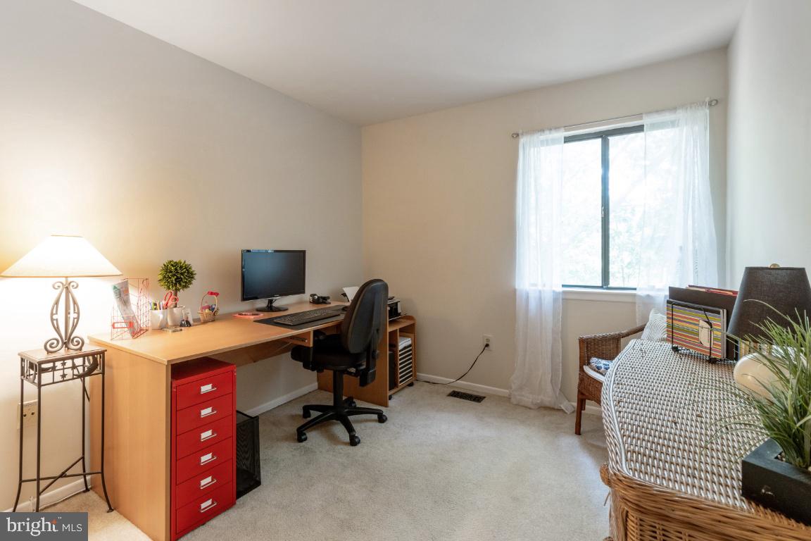 KIMBERLY WOODS VILLAGE - Residential