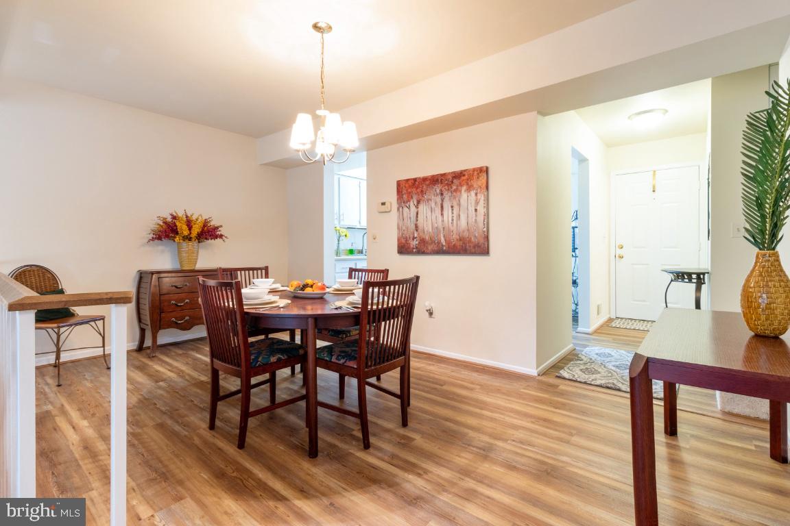 KIMBERLY WOODS VILLAGE - Residential