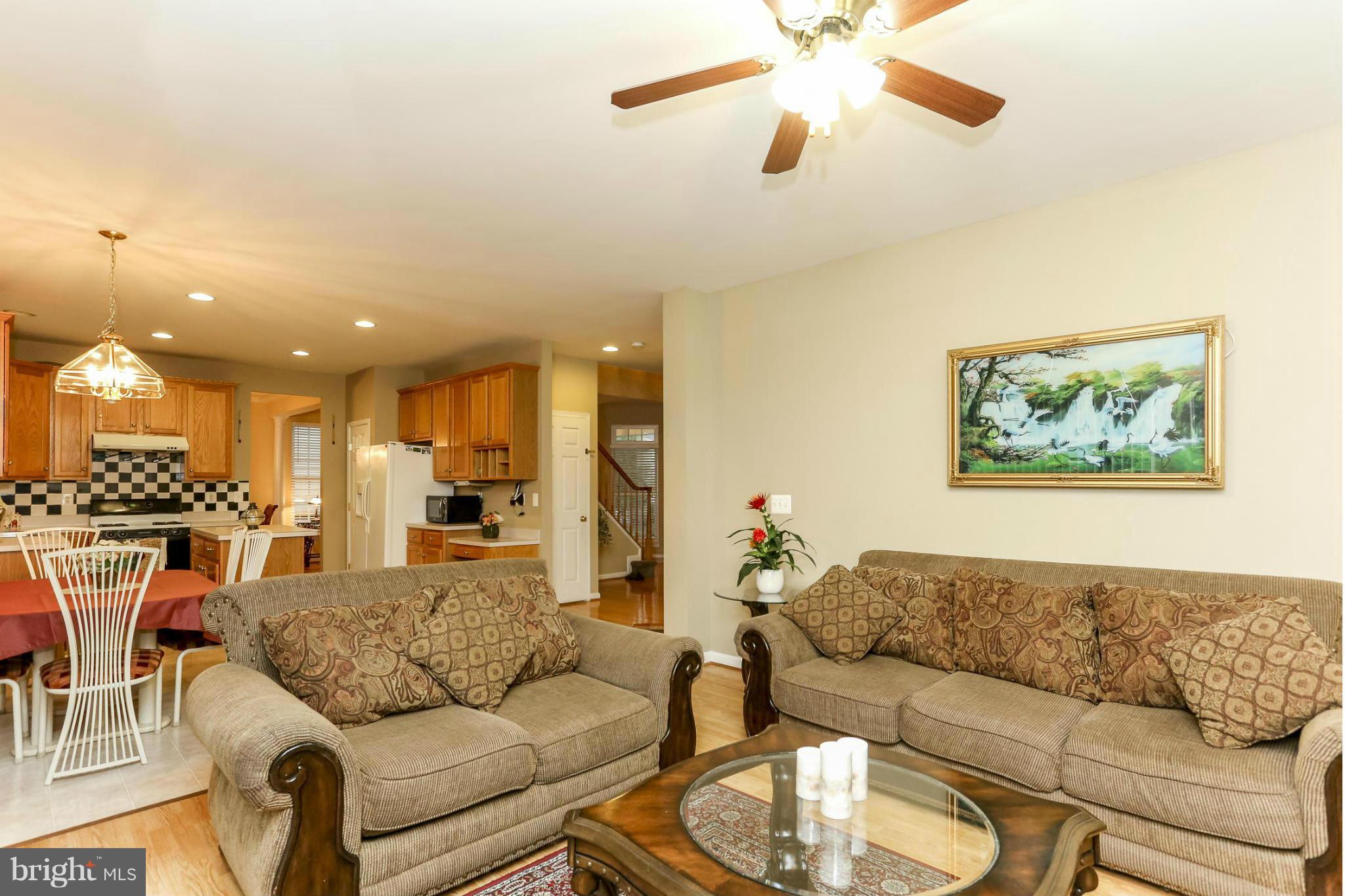 RIDGEFIELD VILLAGE - Residential