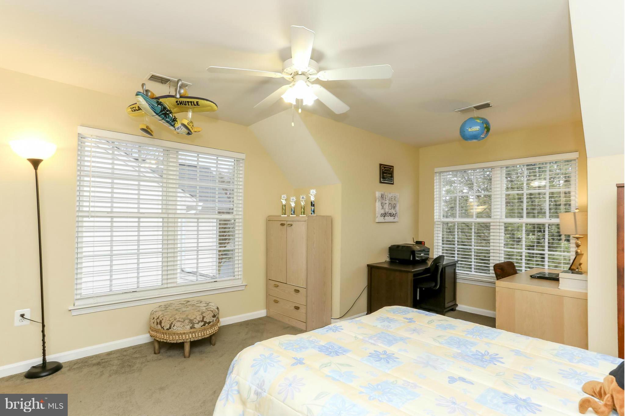 RIDGEFIELD VILLAGE - Residential