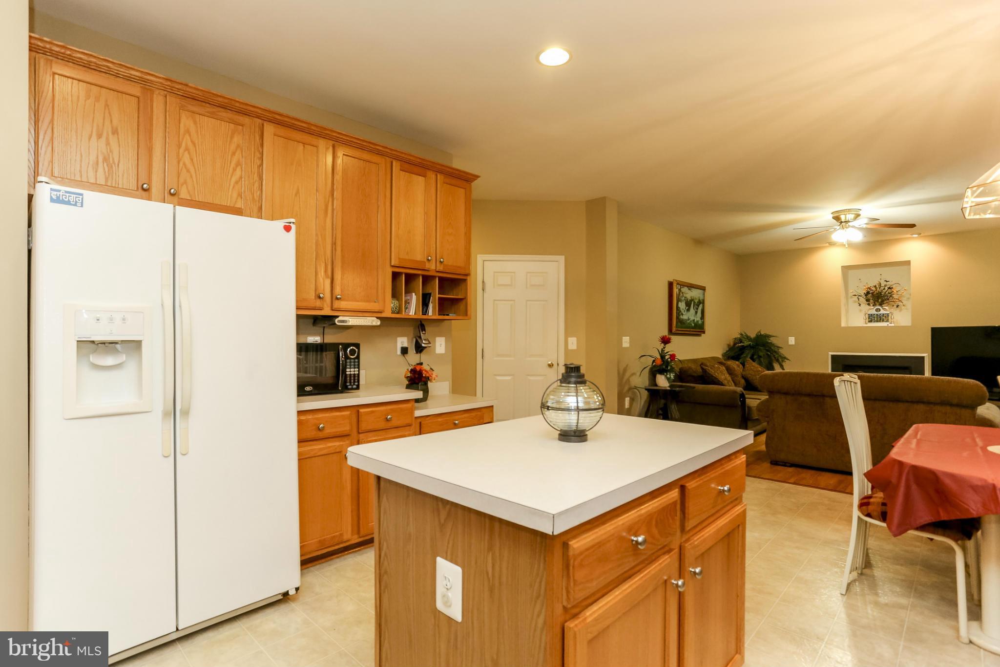RIDGEFIELD VILLAGE - Residential