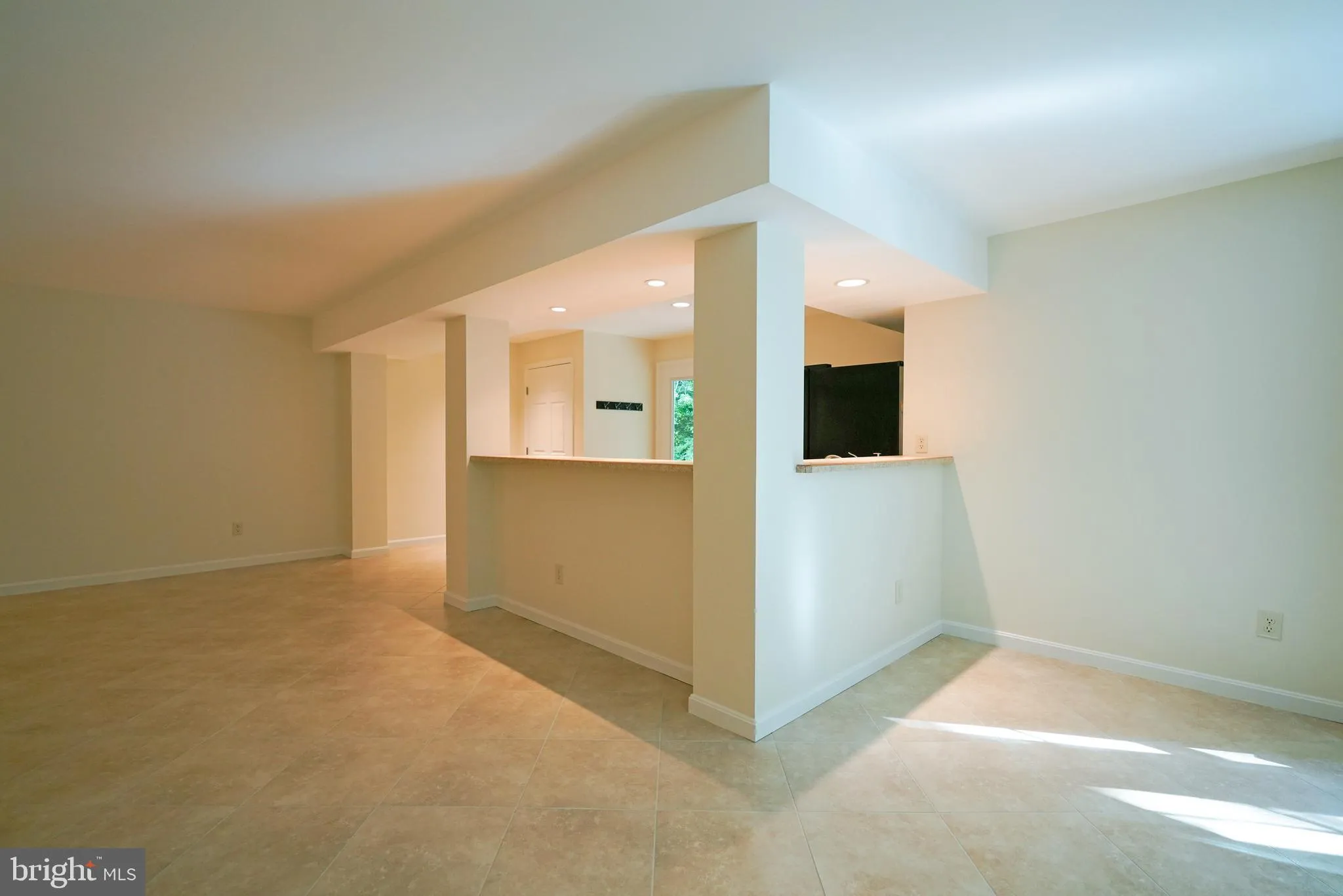 Lewes, Delaware 19958, United States, 5 Bedrooms Bedrooms, ,4 BathroomsBathrooms,Residential,Active,224073