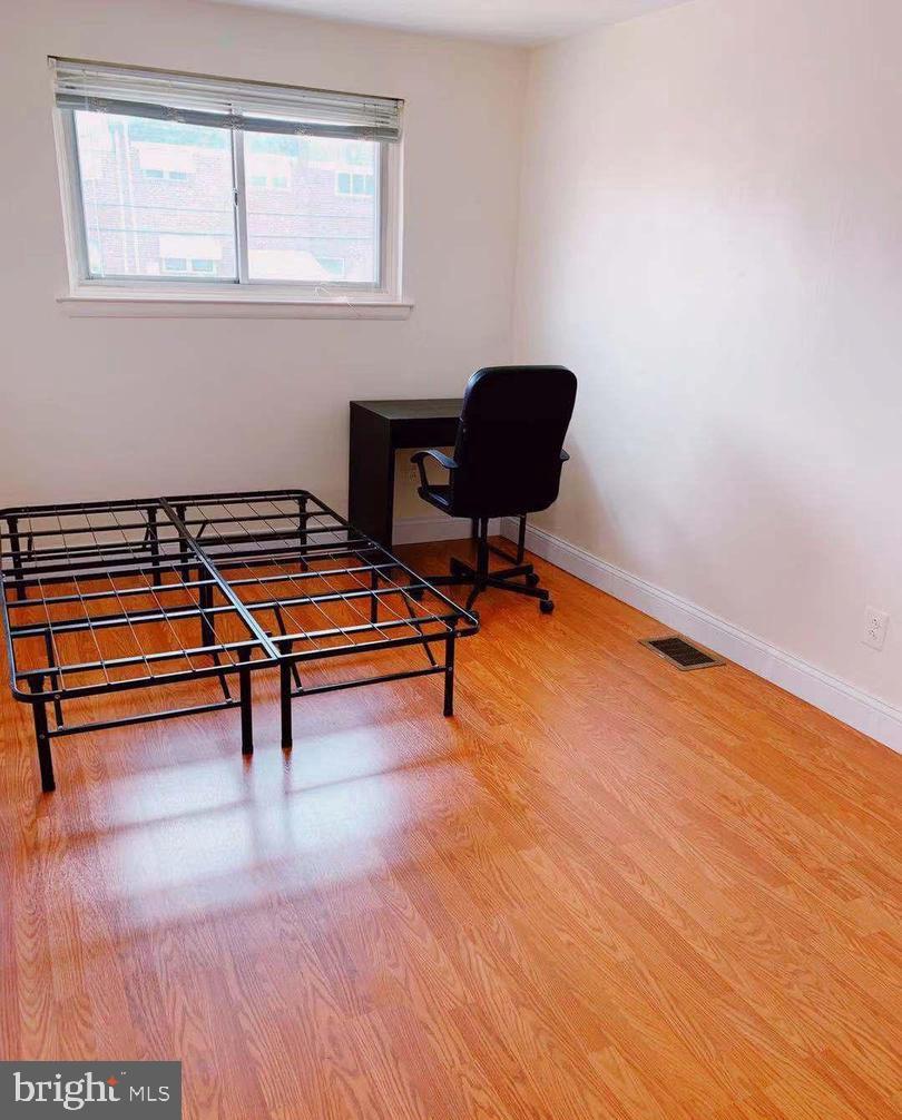 YORKTOWN - Residential Lease