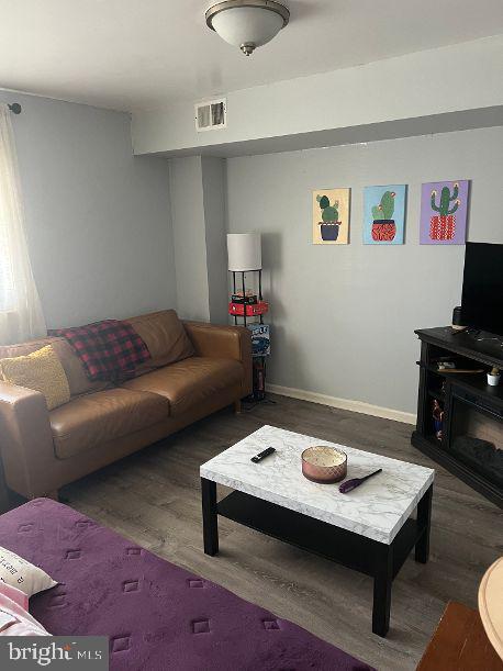 YORKTOWN - Residential Lease