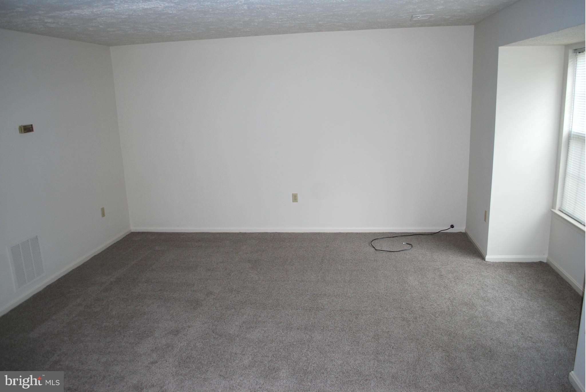 ST CHARLES SUB - HAMPSHIRE - Residential