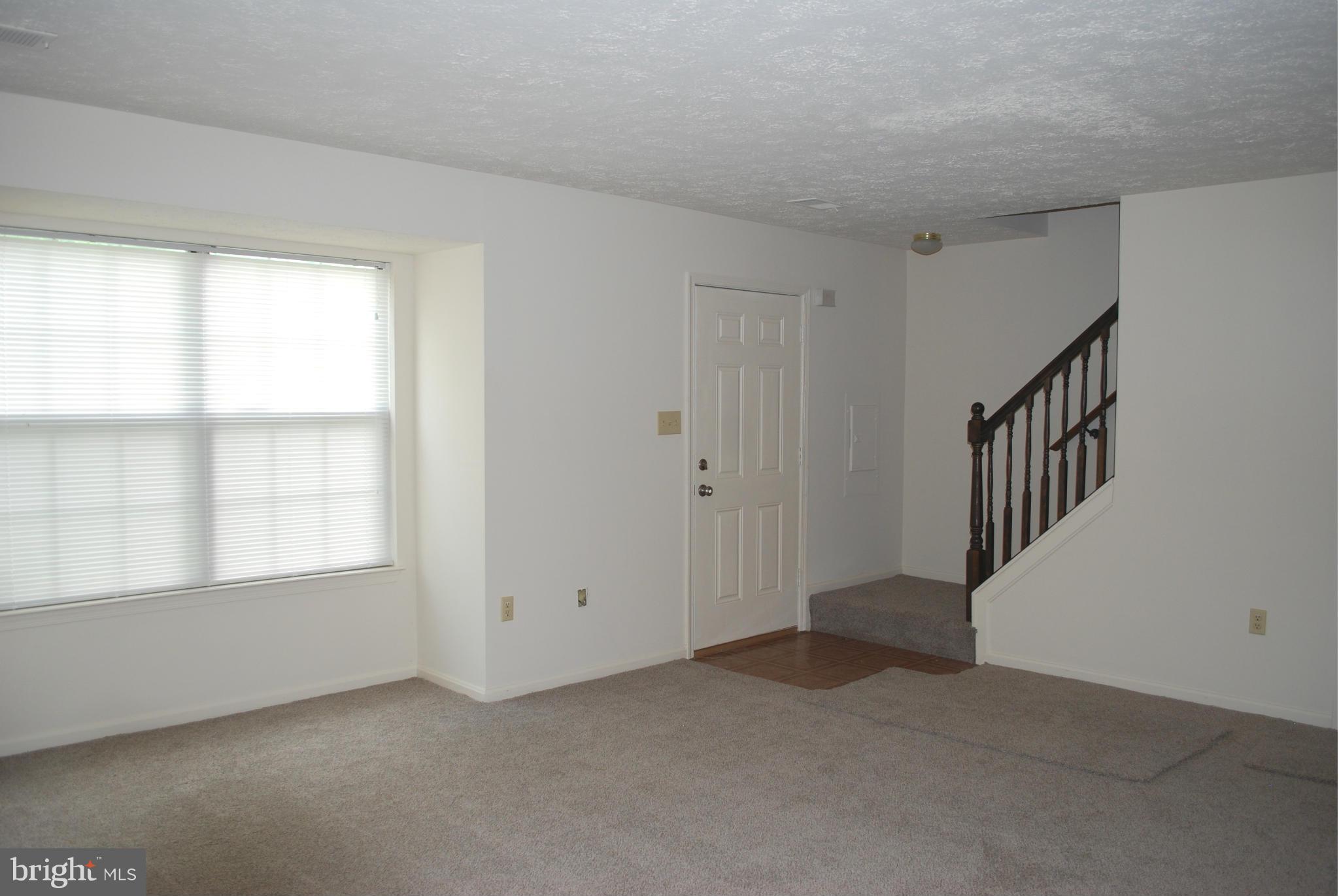 ST CHARLES SUB - HAMPSHIRE - Residential