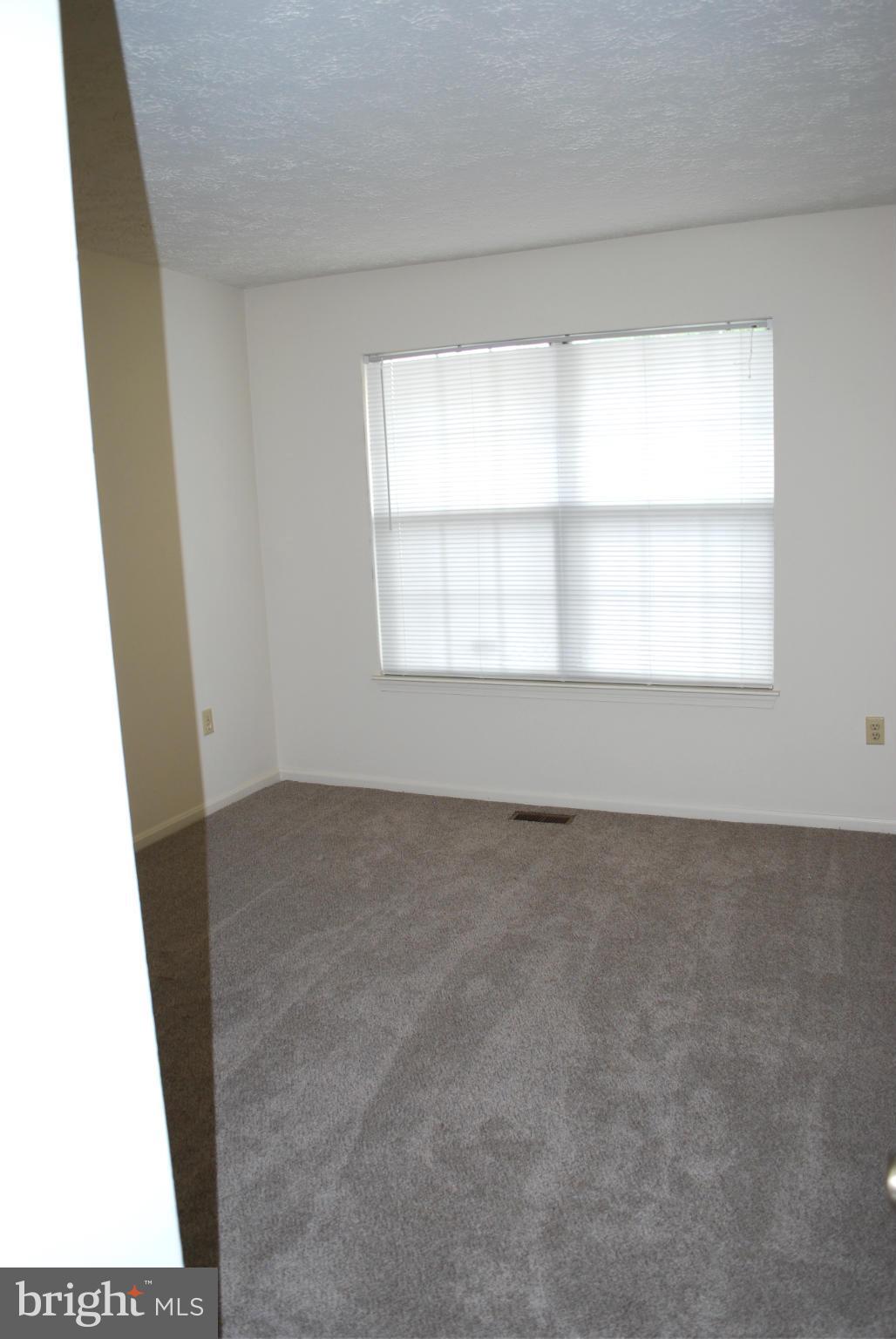 ST CHARLES SUB - HAMPSHIRE - Residential