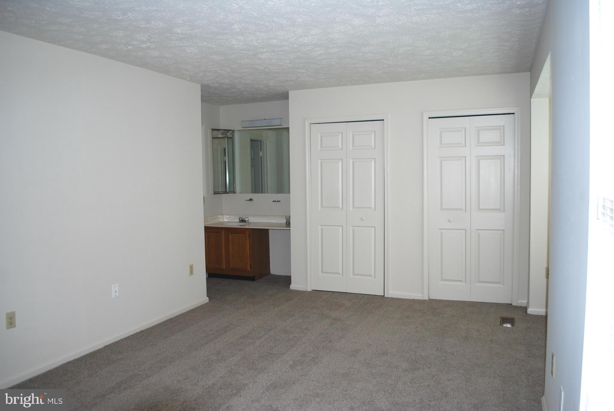 ST CHARLES SUB - HAMPSHIRE - Residential