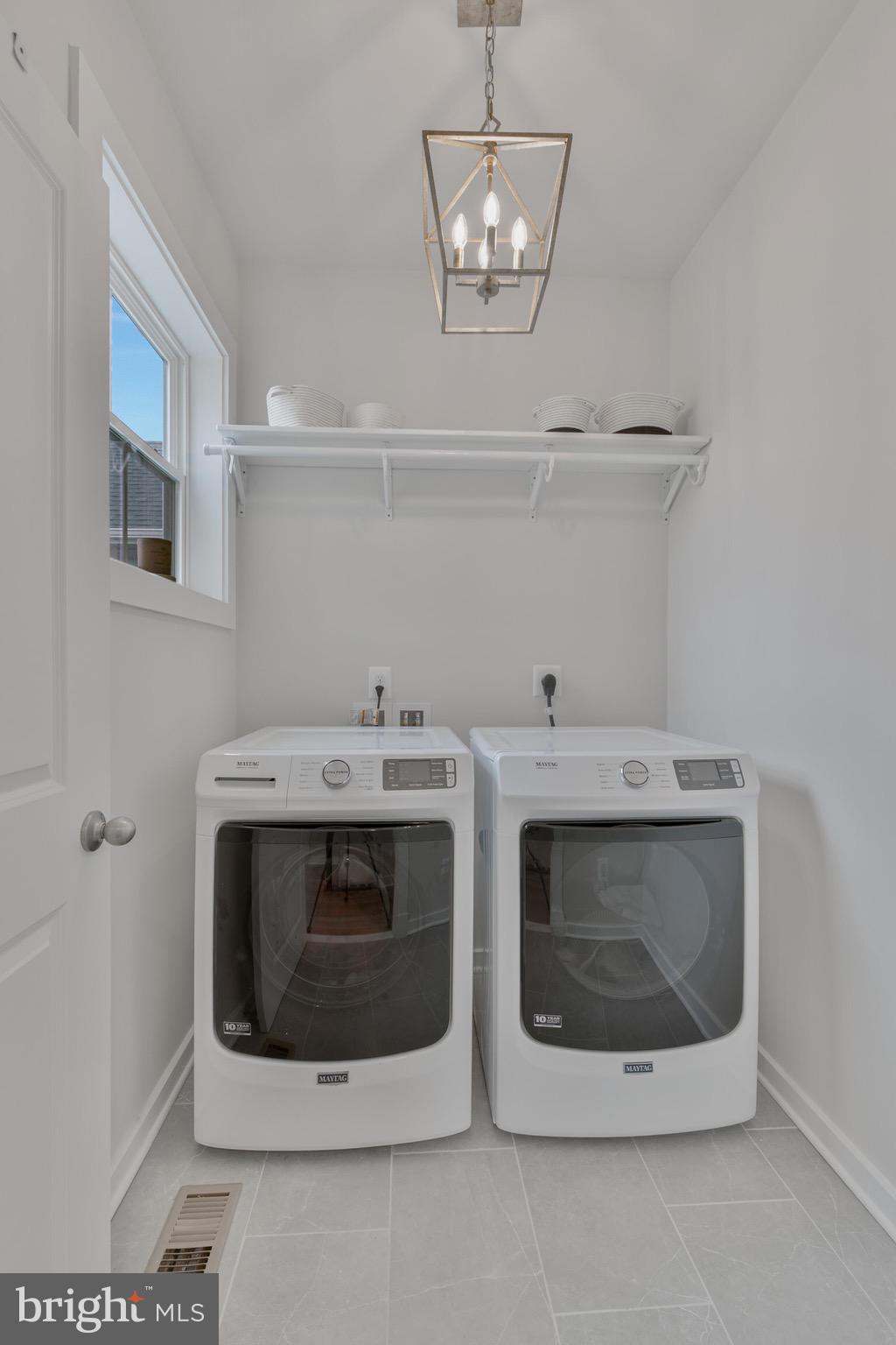 WELLER'S CORNER - Residential