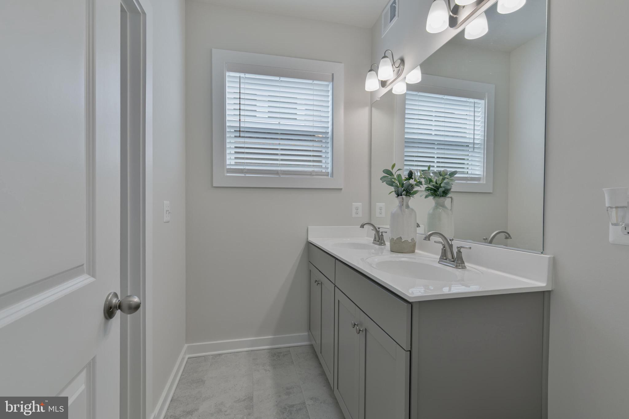 WELLER'S CORNER - Residential