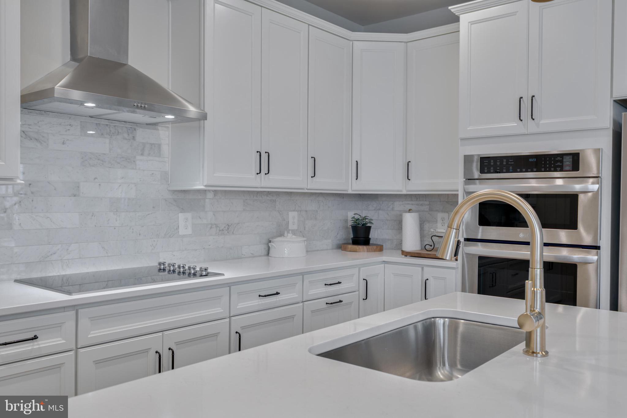 WELLER'S CORNER - Residential