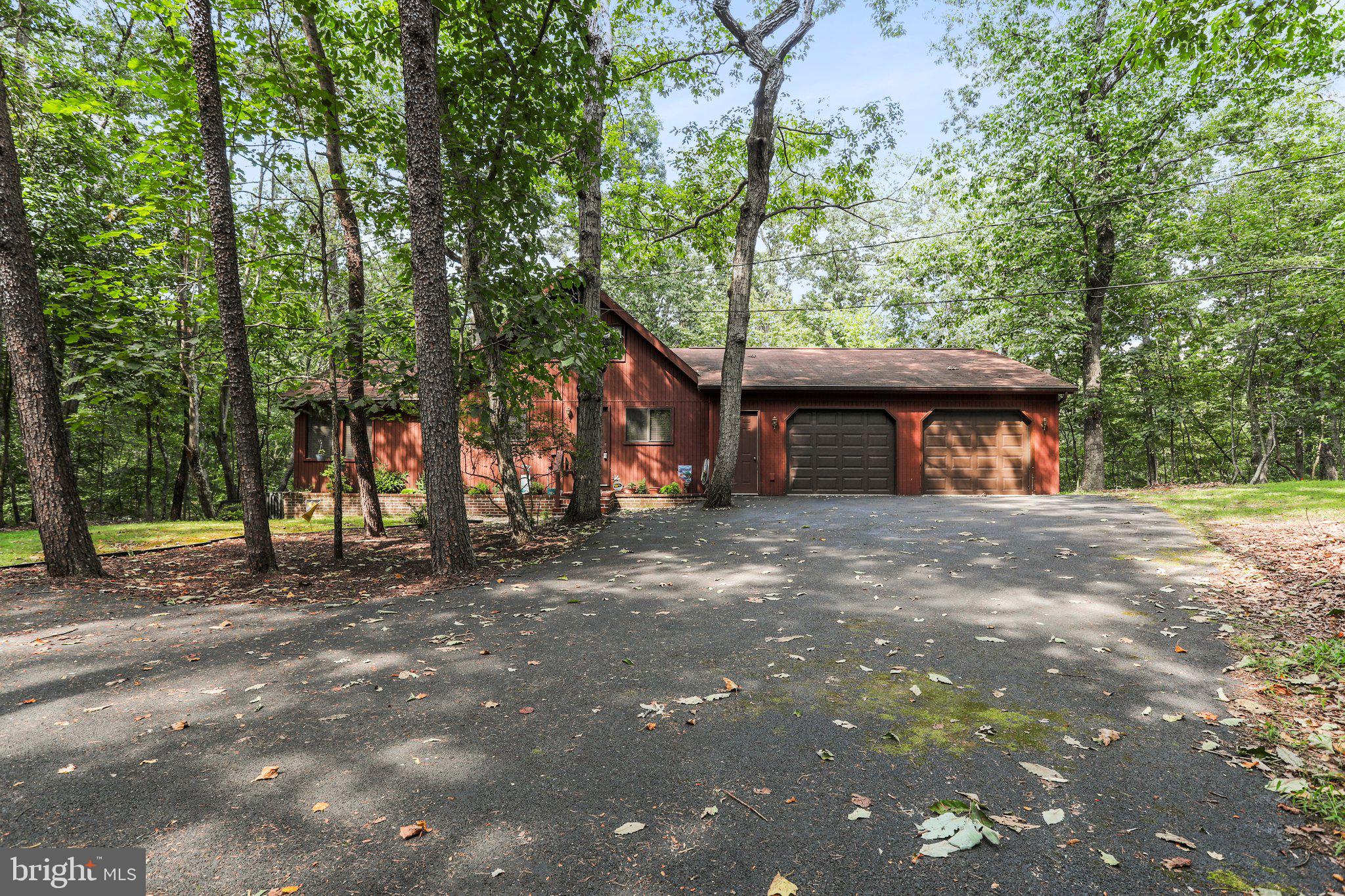 THE WOODS - Residential