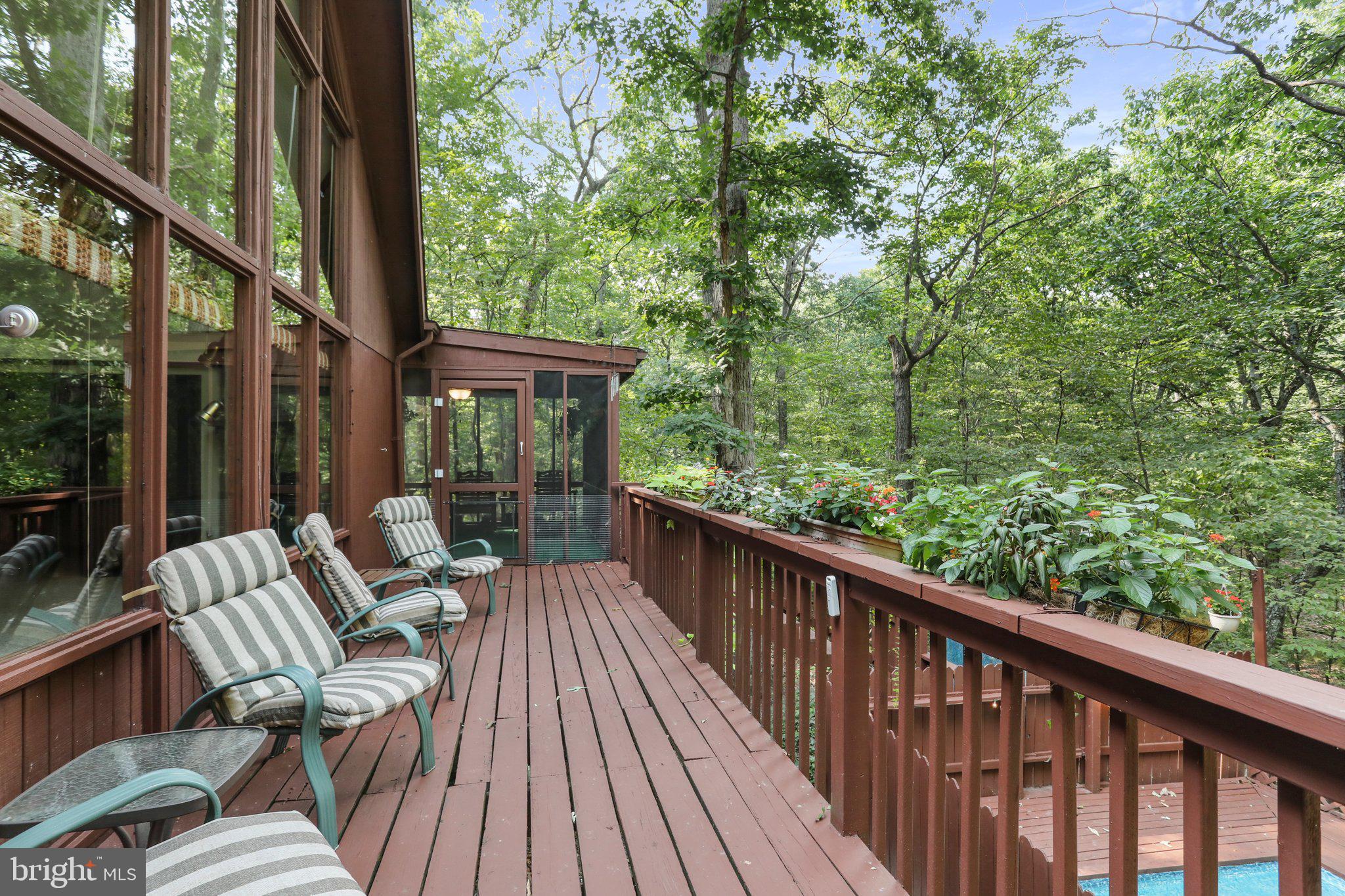 THE WOODS - Residential