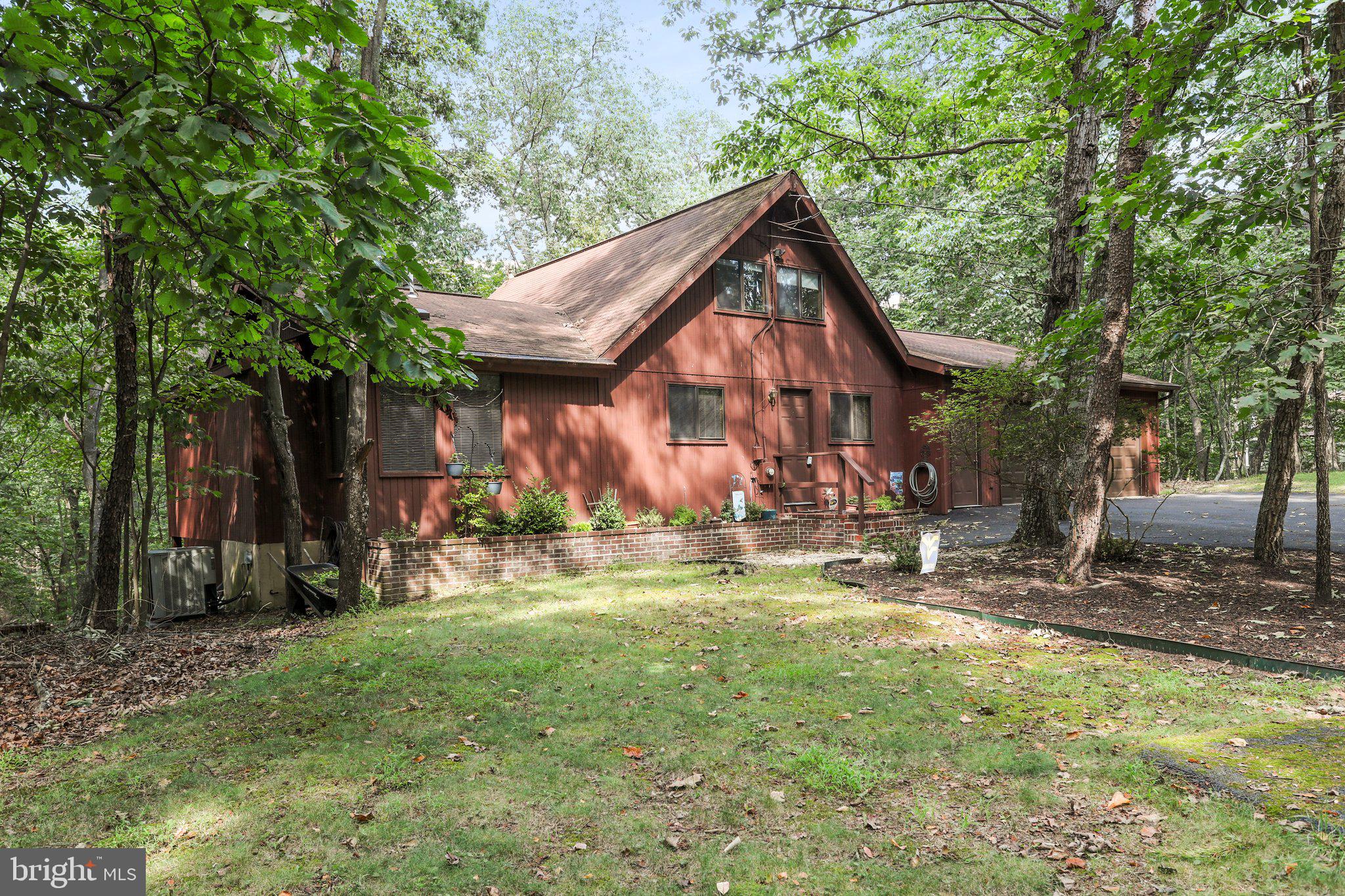 THE WOODS - Residential