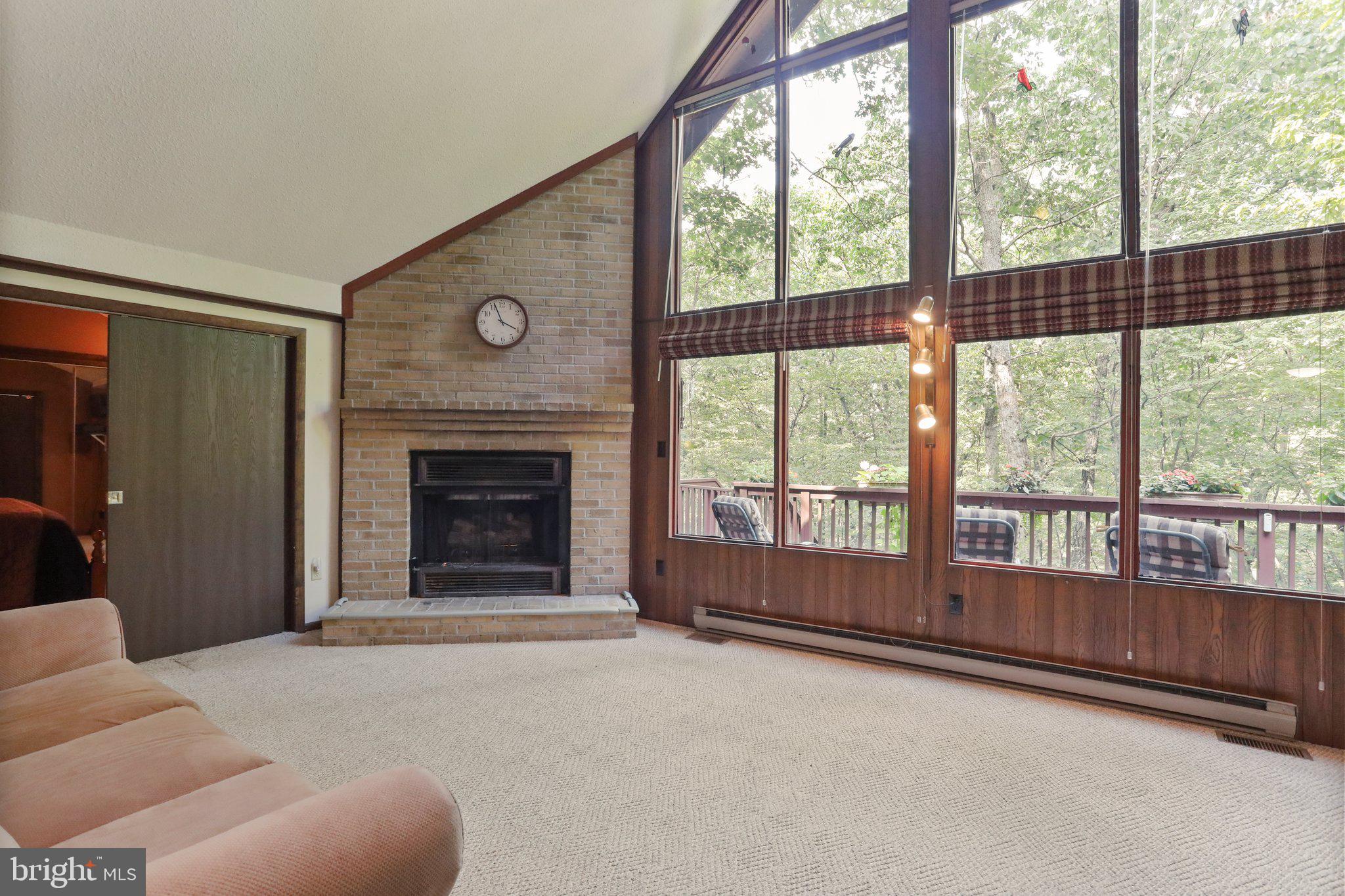 THE WOODS - Residential