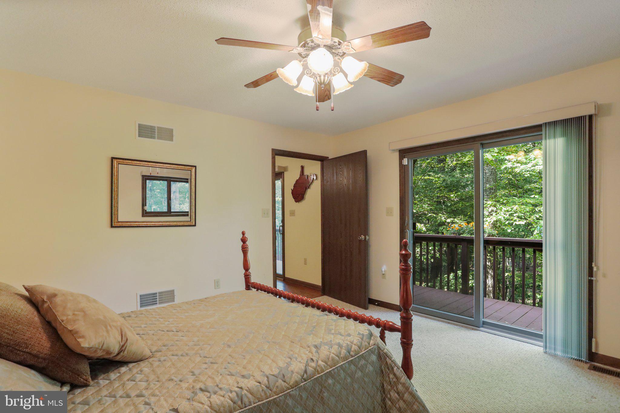 THE WOODS - Residential