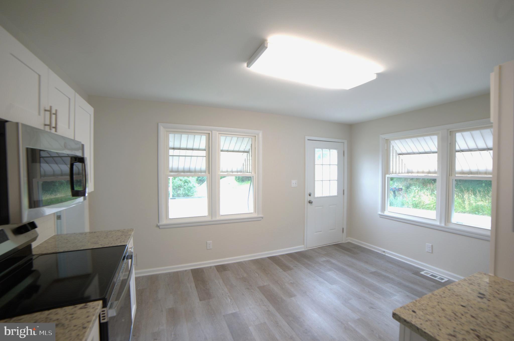 ECKHART MINES - Residential