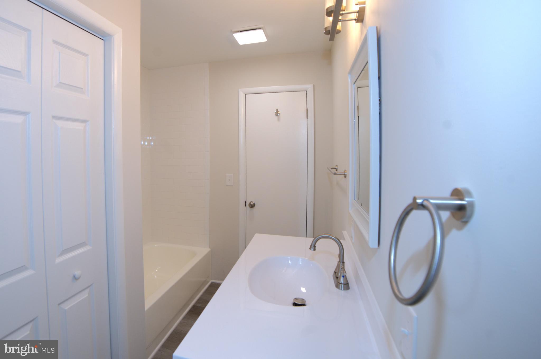 ECKHART MINES - Residential