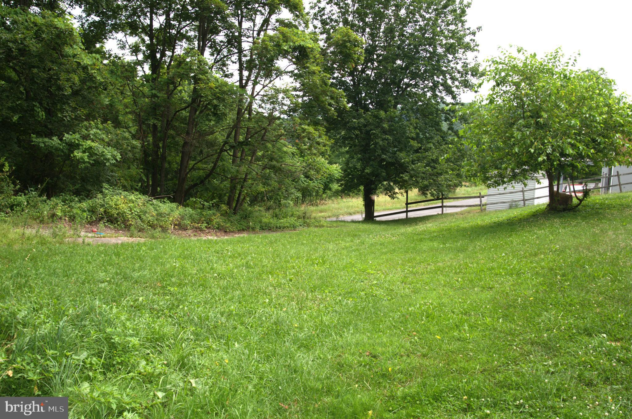 ECKHART MINES - Residential