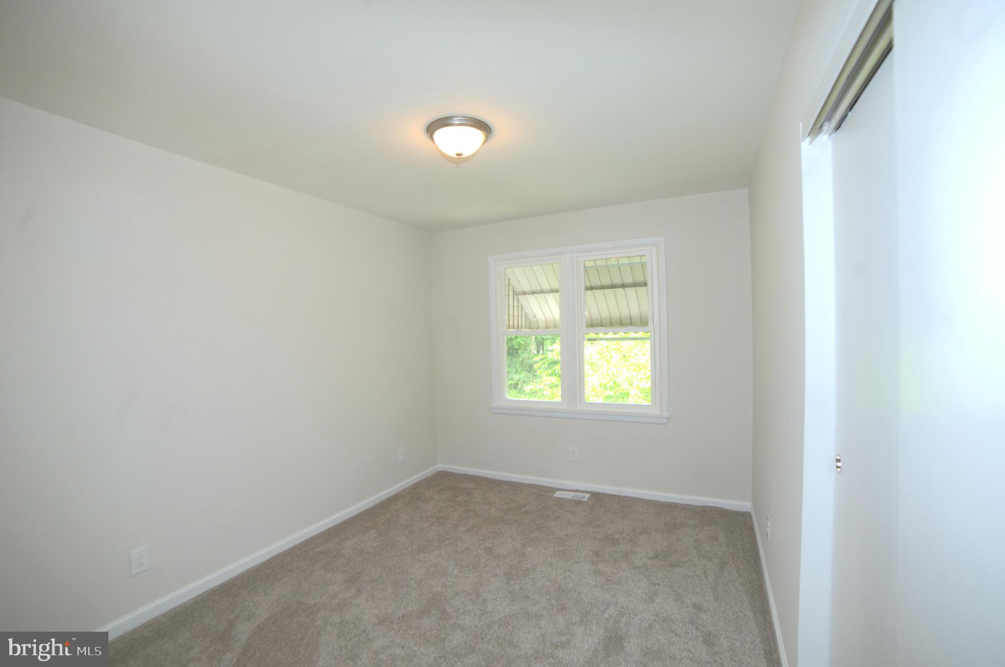 ECKHART MINES - Residential