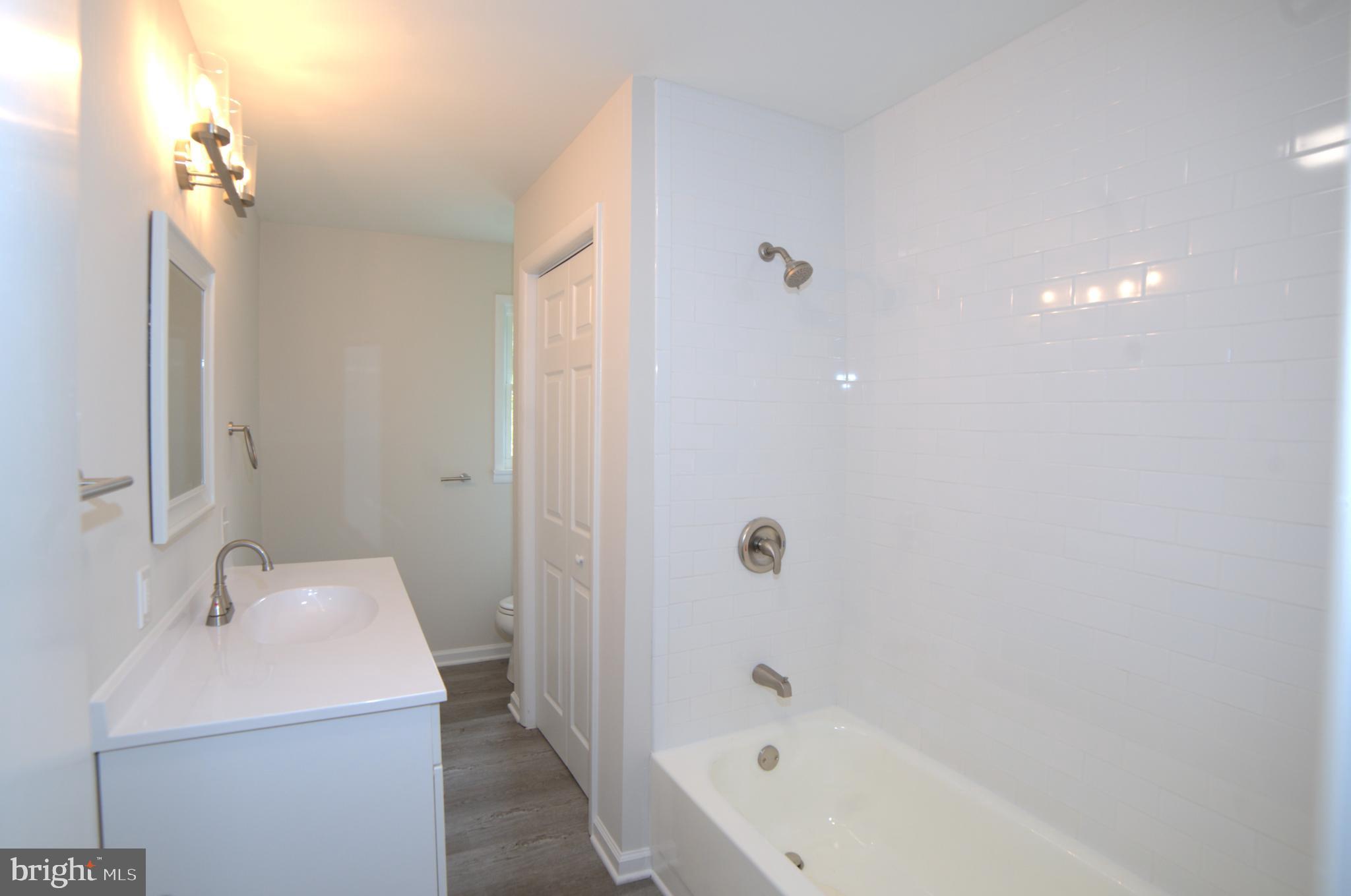 ECKHART MINES - Residential