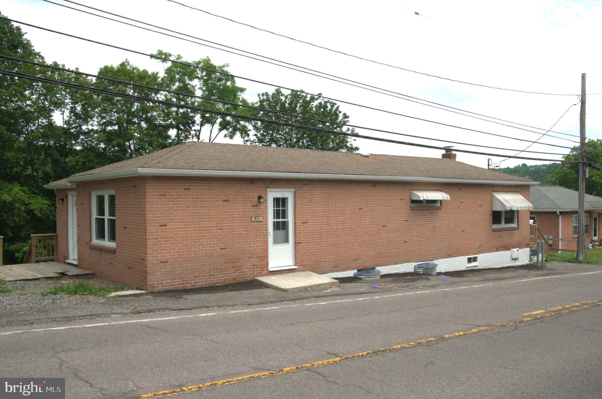 ECKHART MINES - Residential