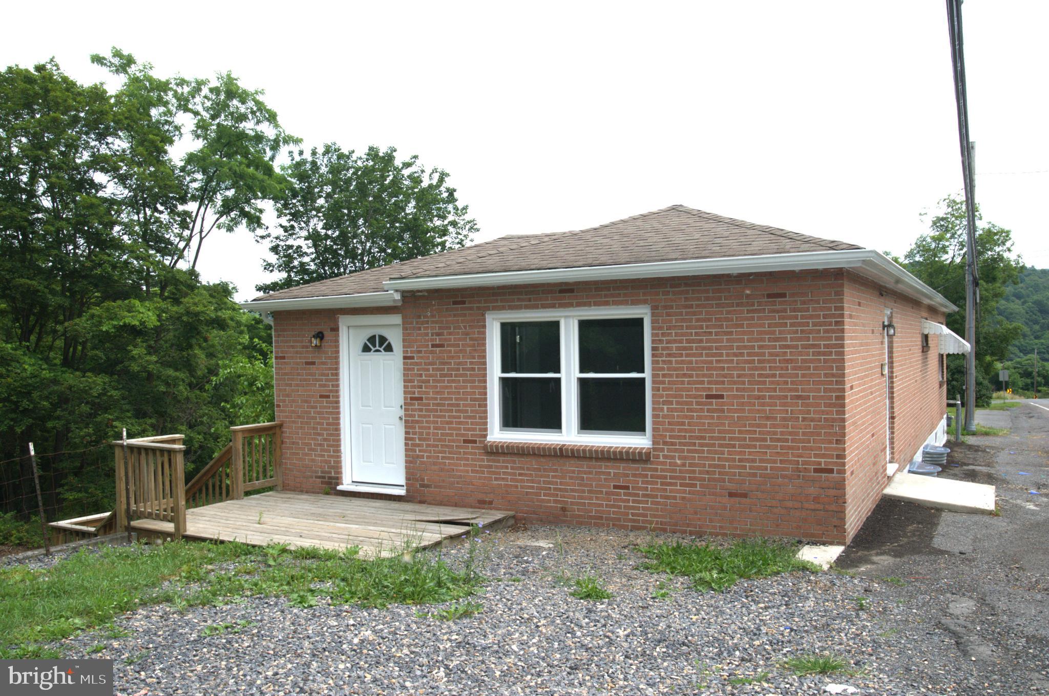 ECKHART MINES - Residential