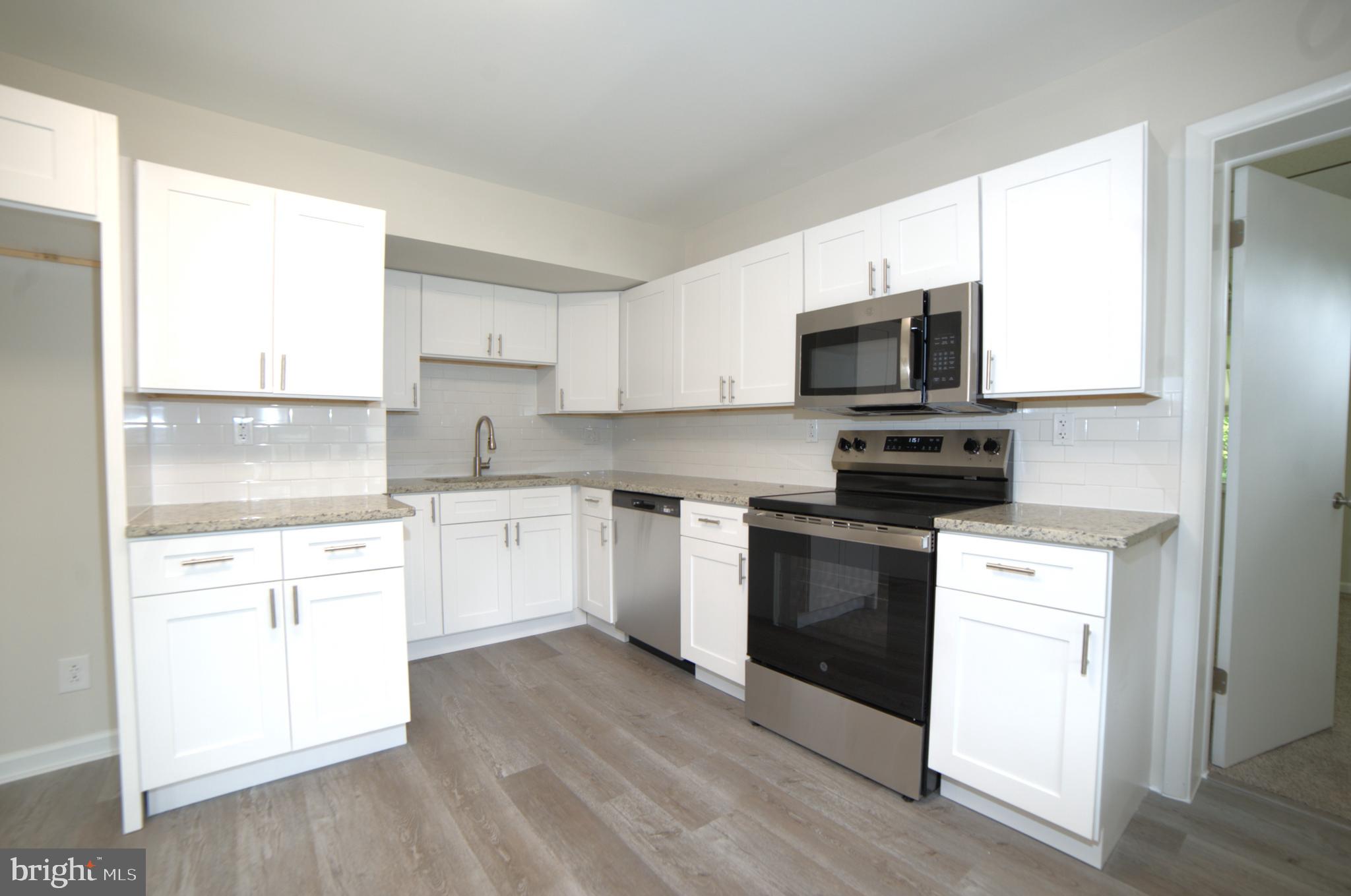 ECKHART MINES - Residential