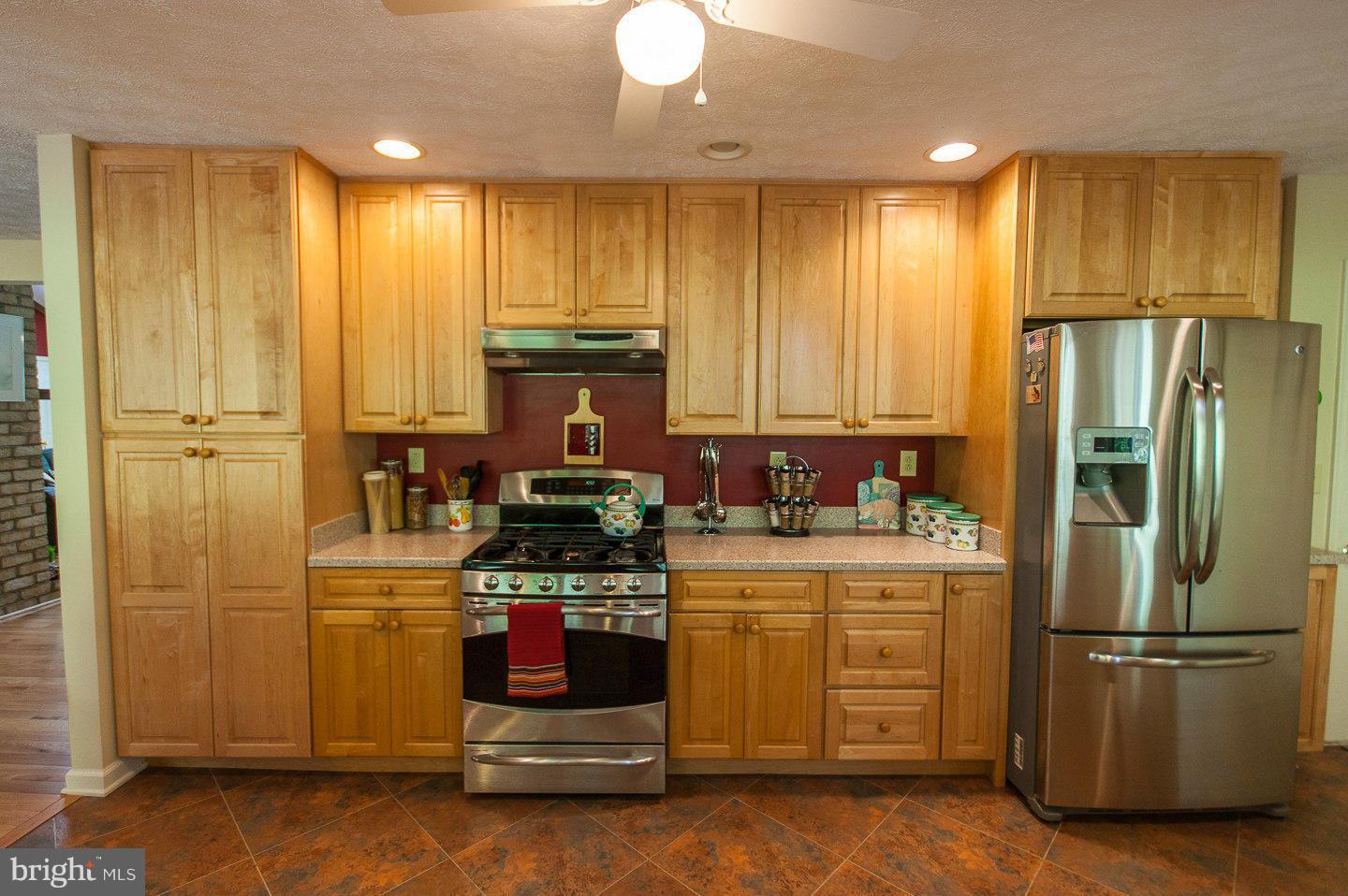 RIVER RIDGE - Residential