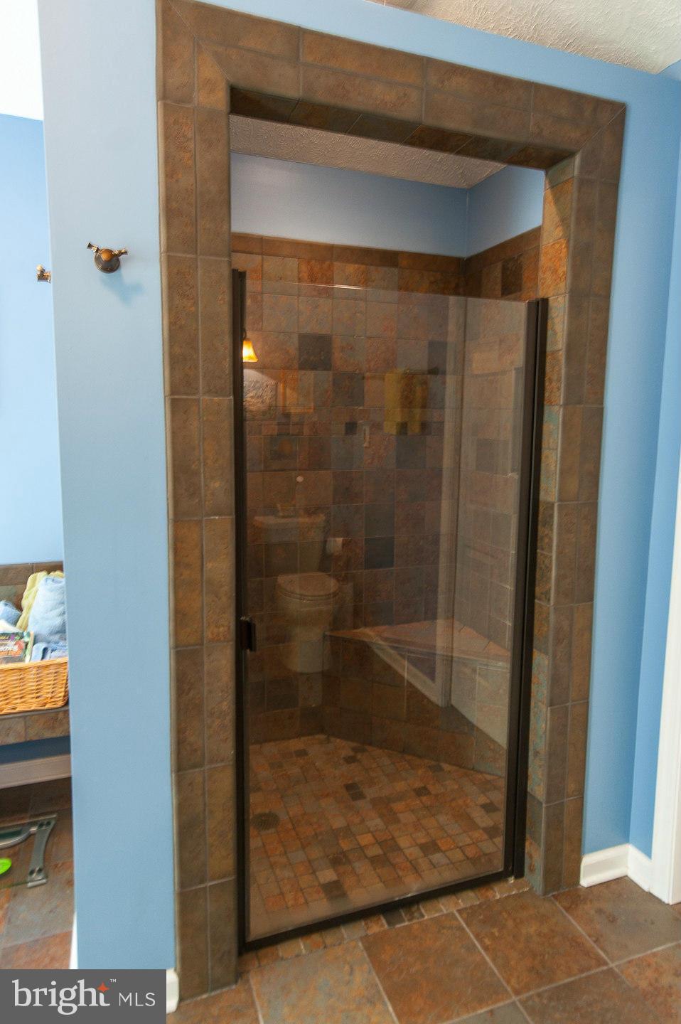 RIVER RIDGE - Residential