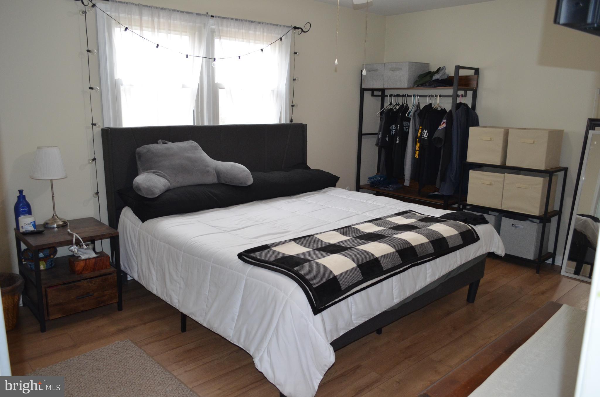 PINEBROOK - Residential