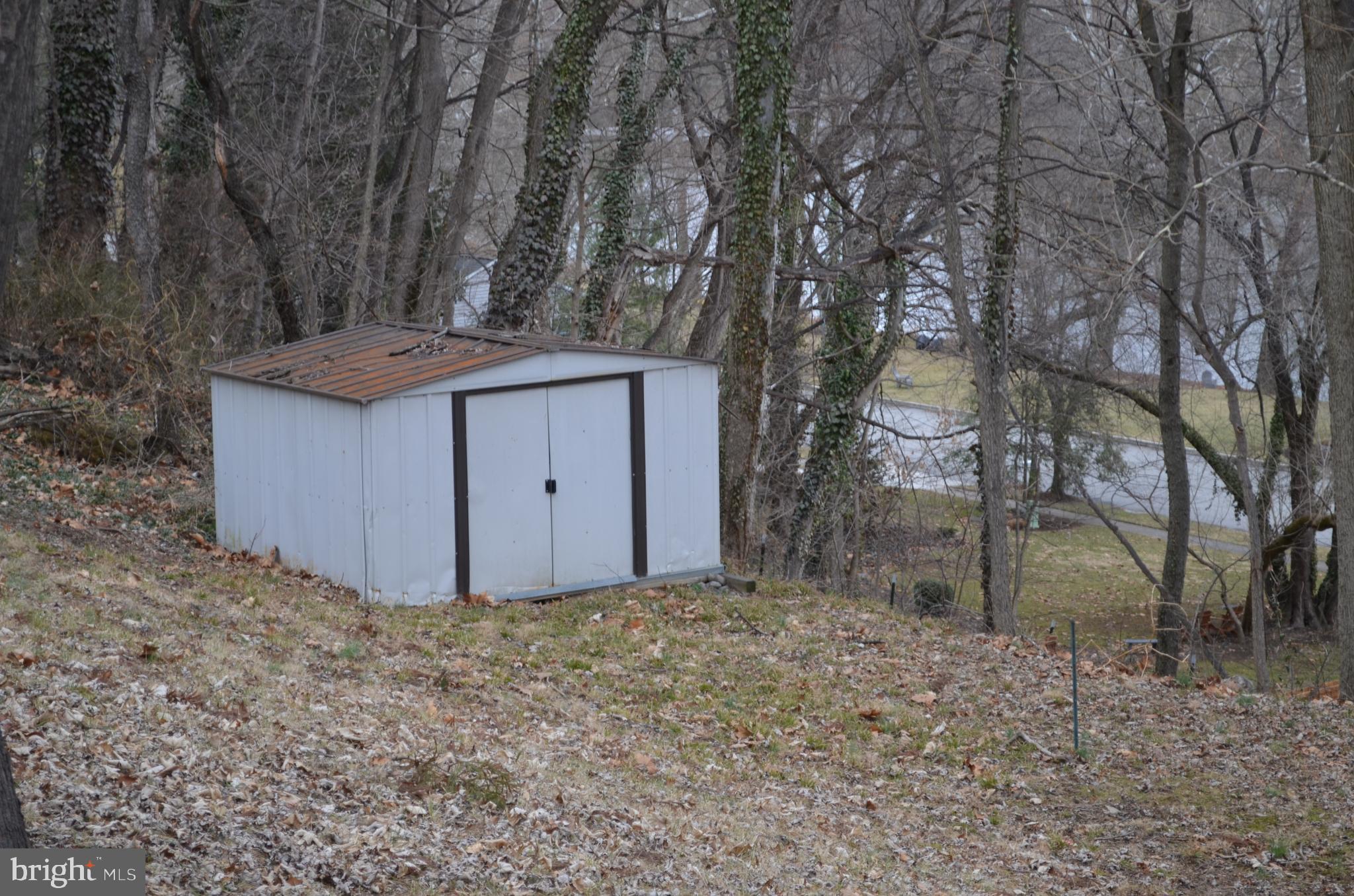 PINEBROOK - Residential