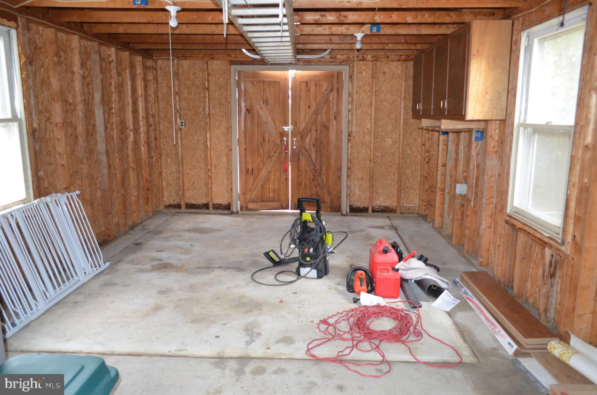 PINEBROOK - Residential