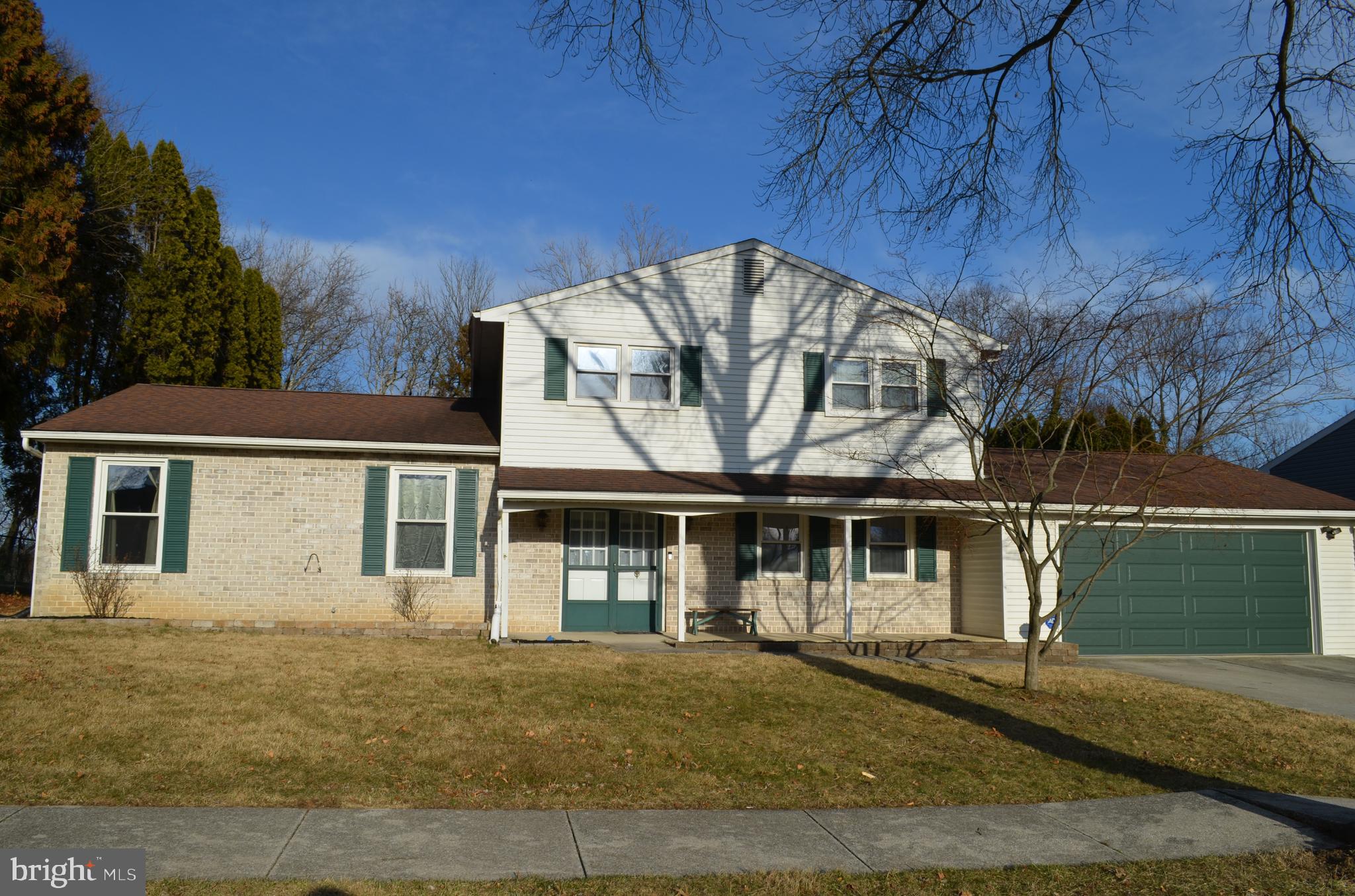 PINEBROOK - Residential