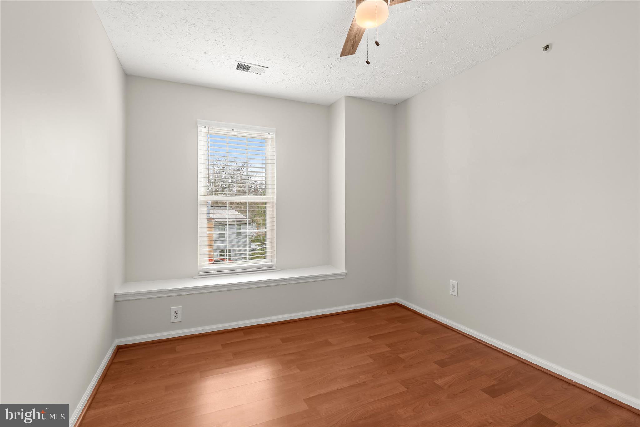 ROCKBURN COMMONS III - Residential