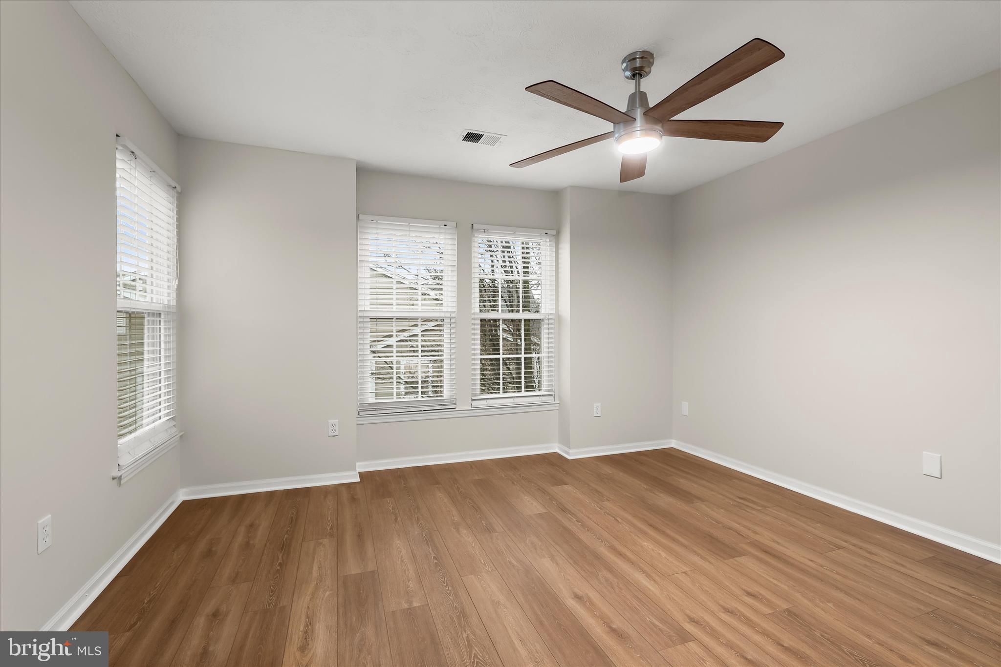 ROCKBURN COMMONS III - Residential