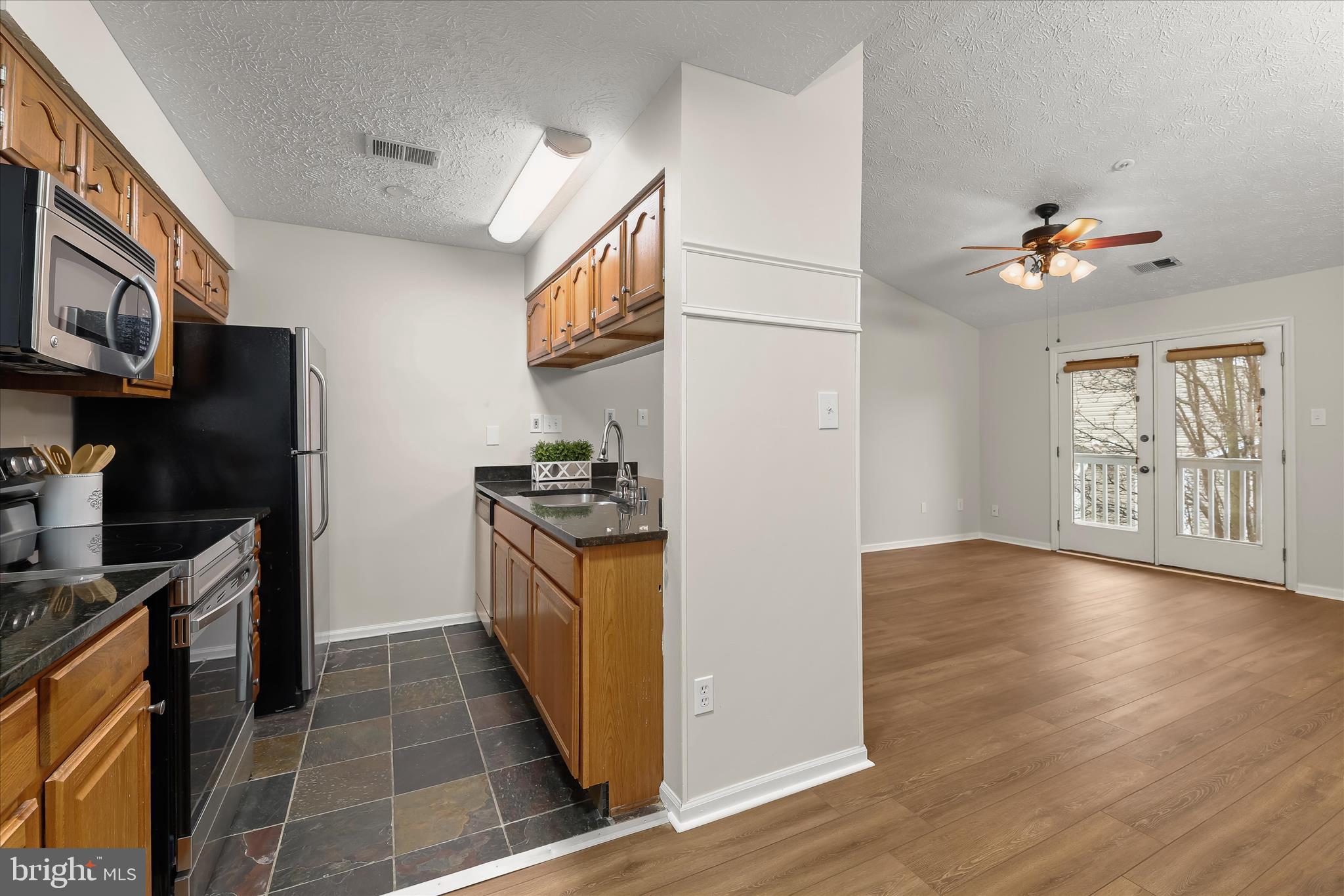 ROCKBURN COMMONS III - Residential