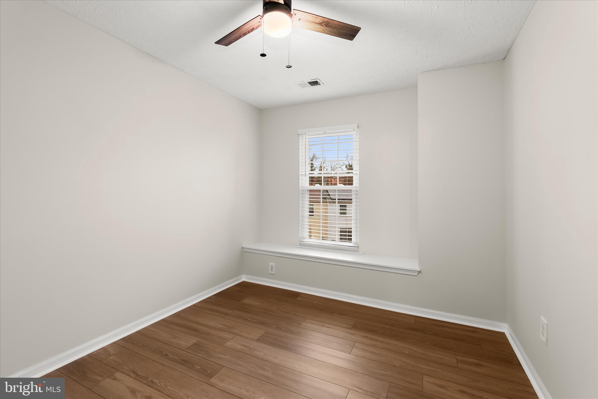 ROCKBURN COMMONS III - Residential