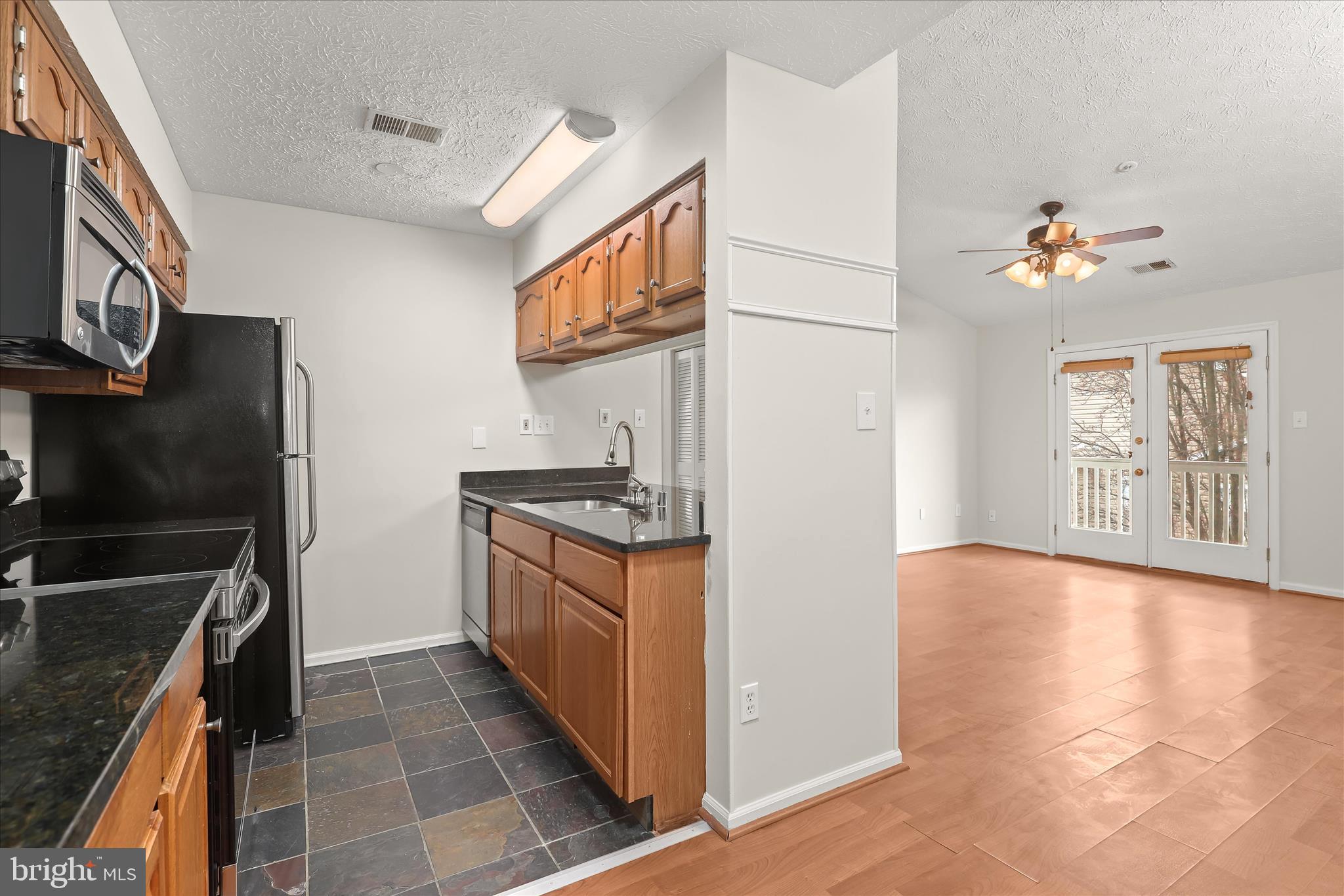 ROCKBURN COMMONS III - Residential