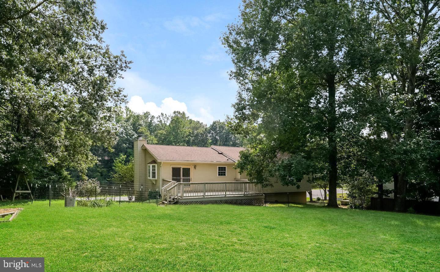 CLARKS RUN - Residential Lease