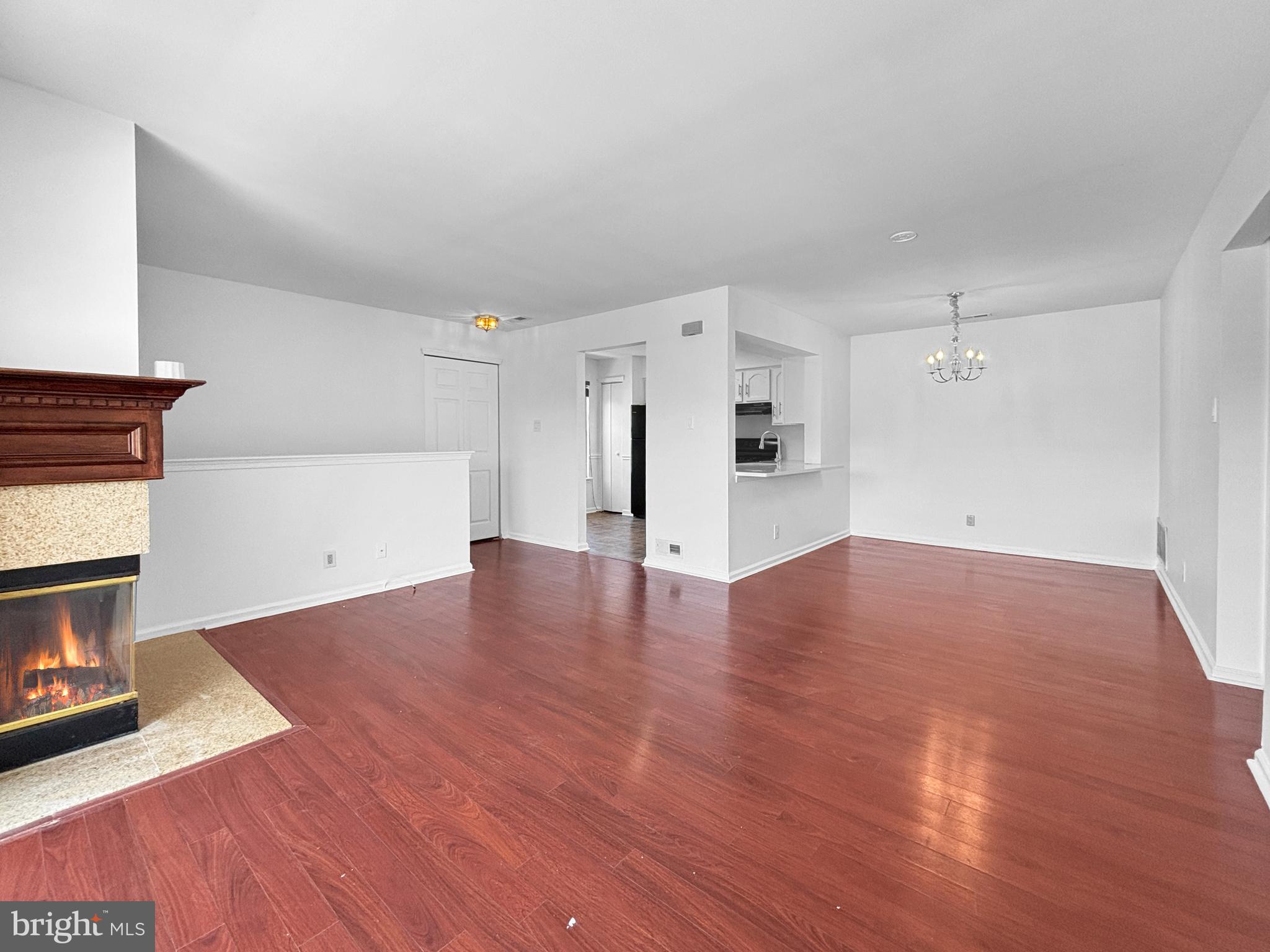 3102 LIMESTONE WAY B