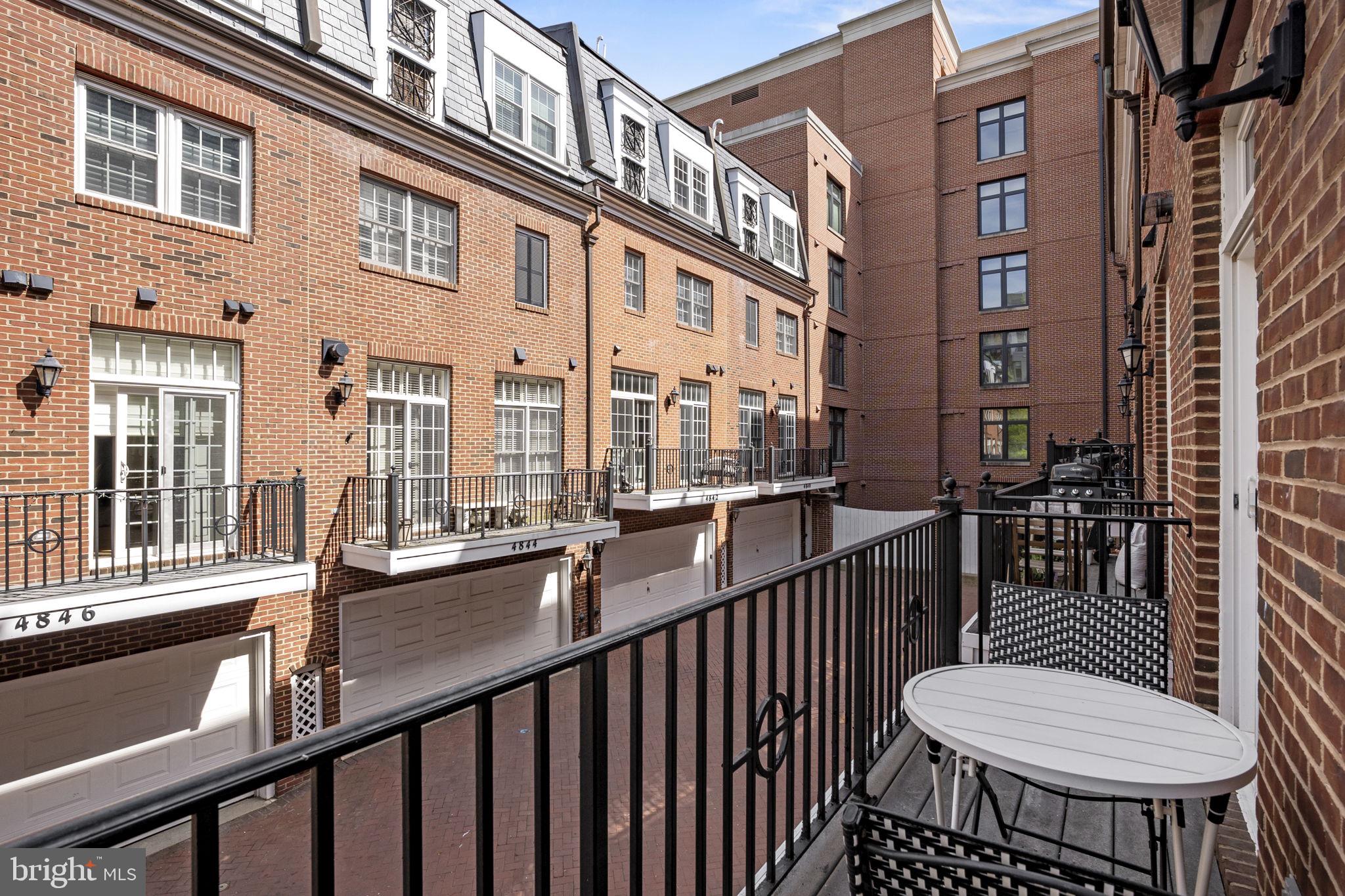 EDGEMOOR - Residential